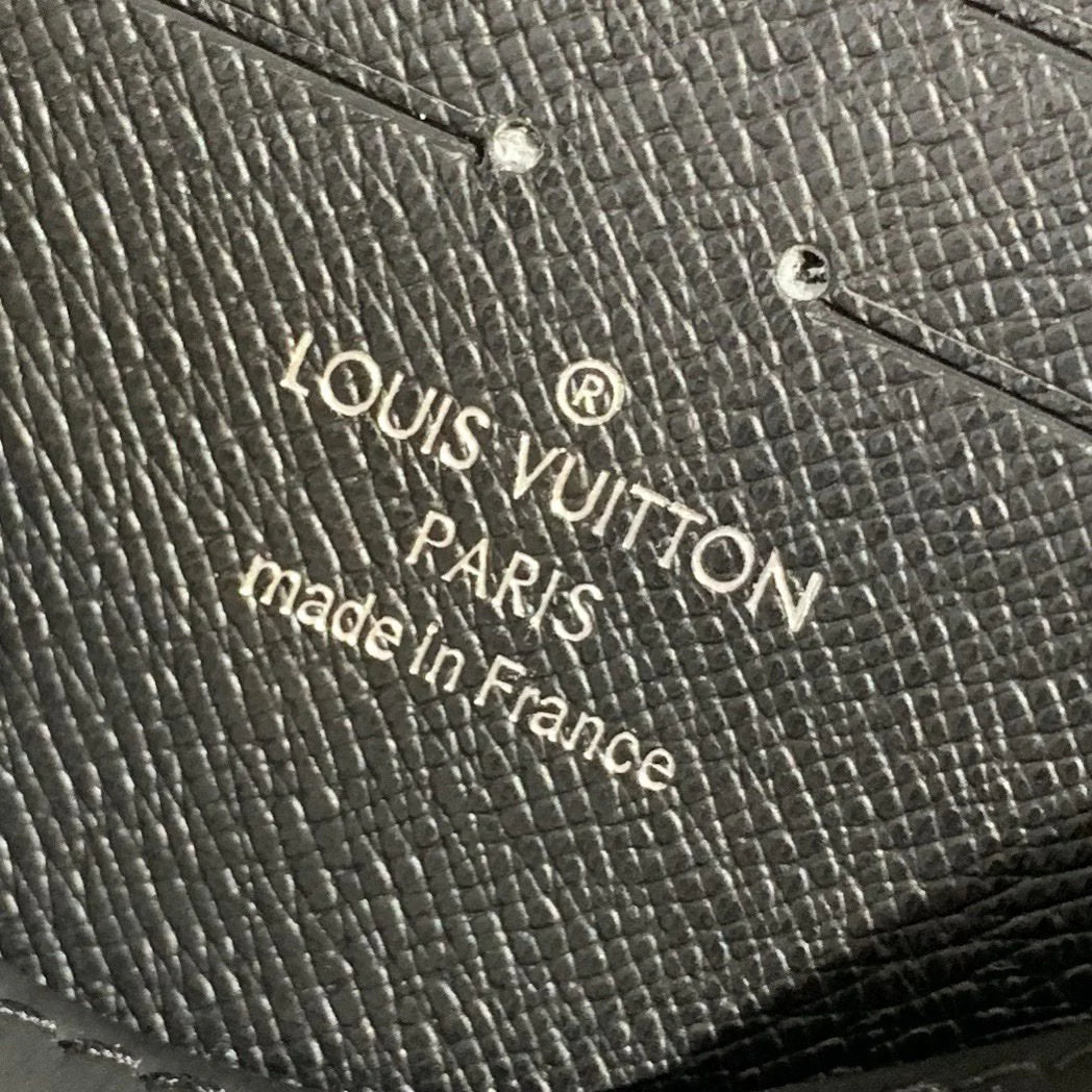 LV BAG