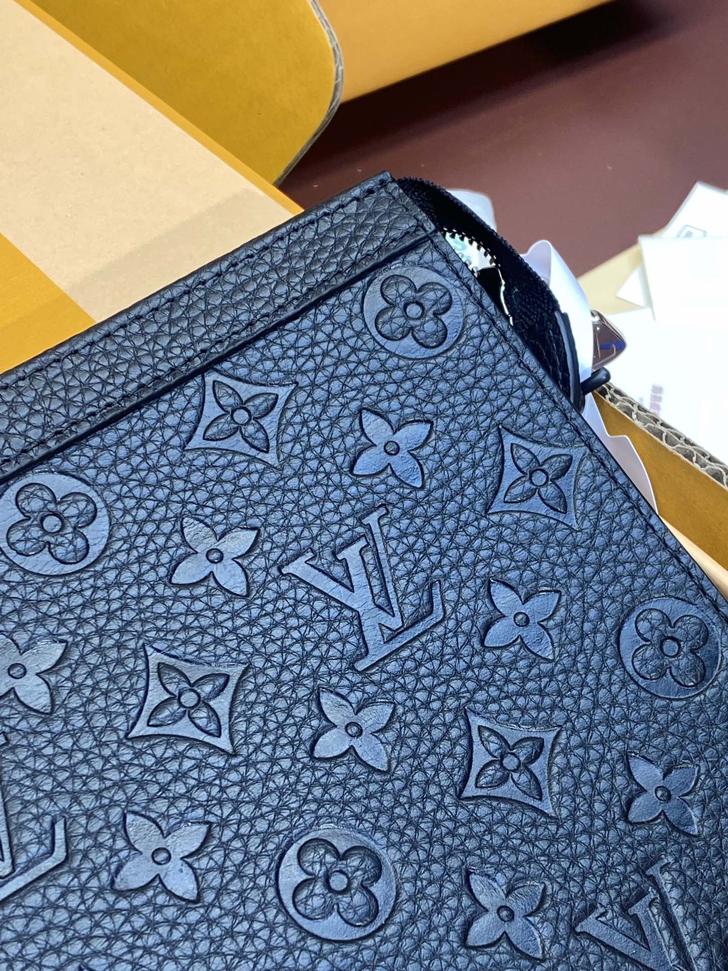 LV BAG