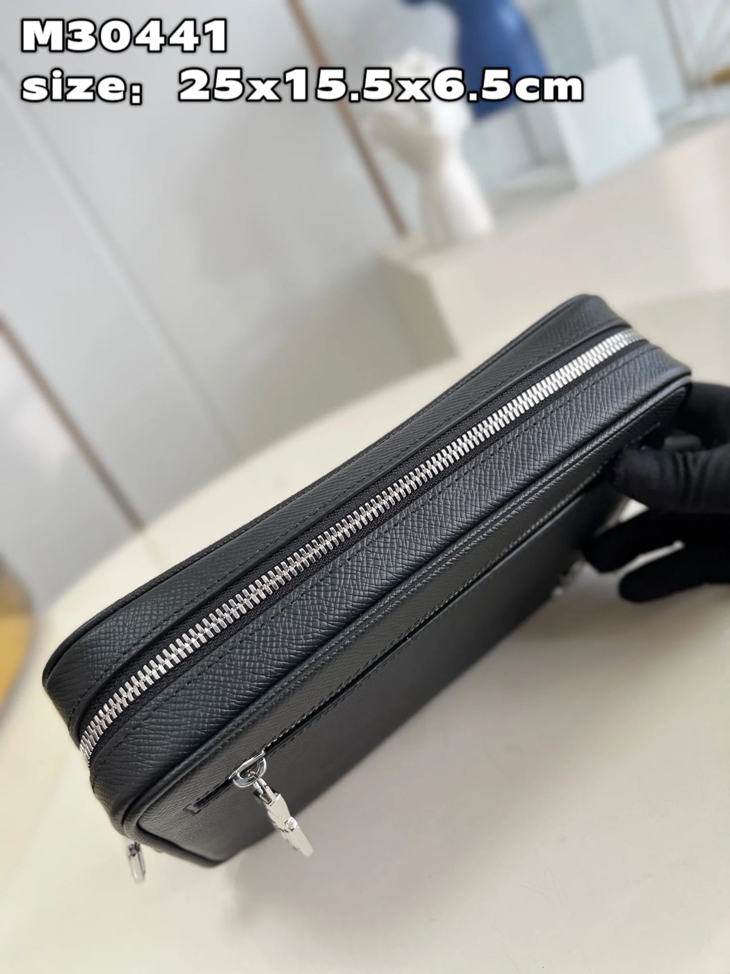 LV BAG