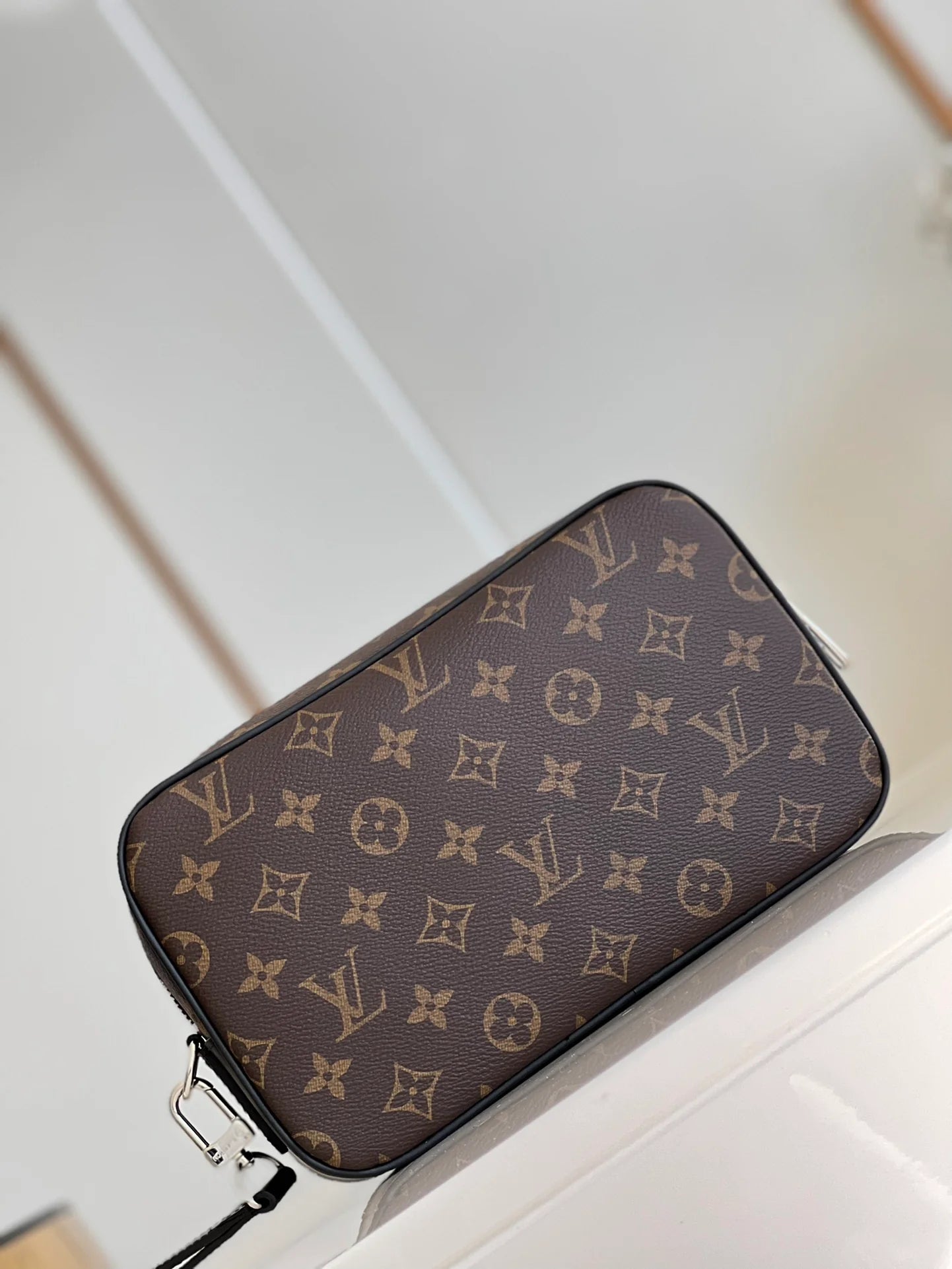 LV BAG