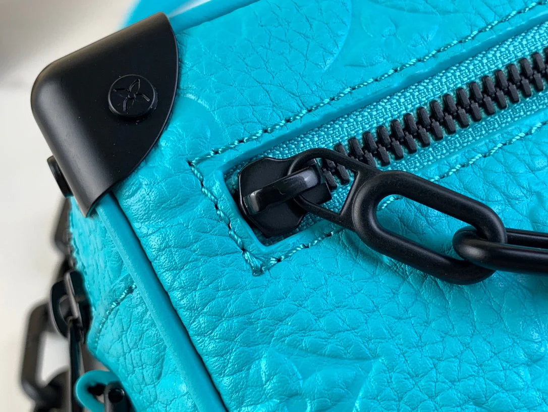 LV BAG M