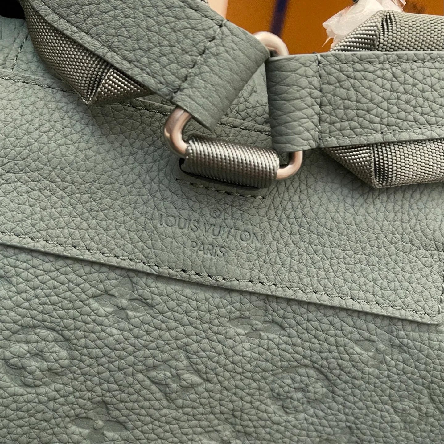 LV BAG M