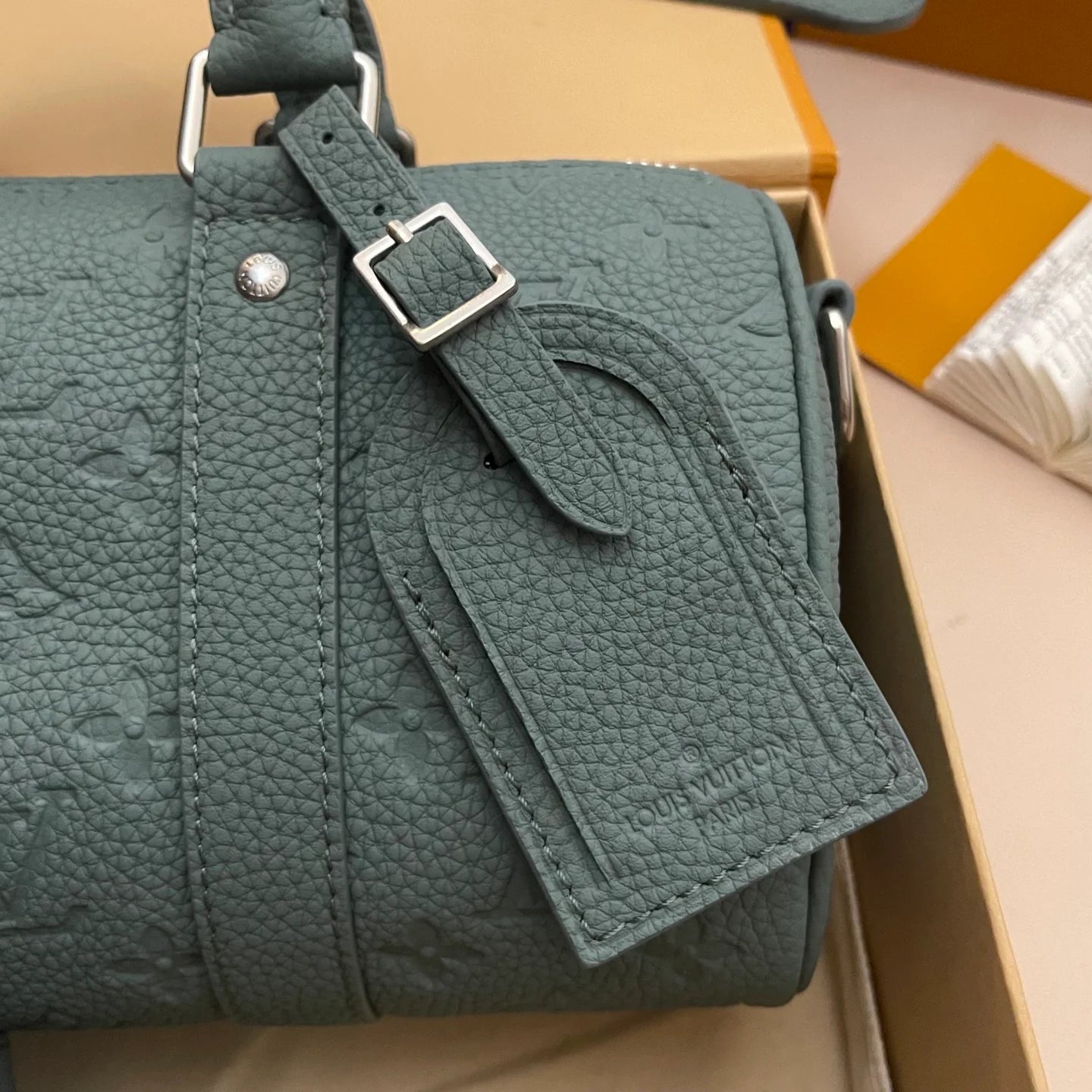 LV BAG M