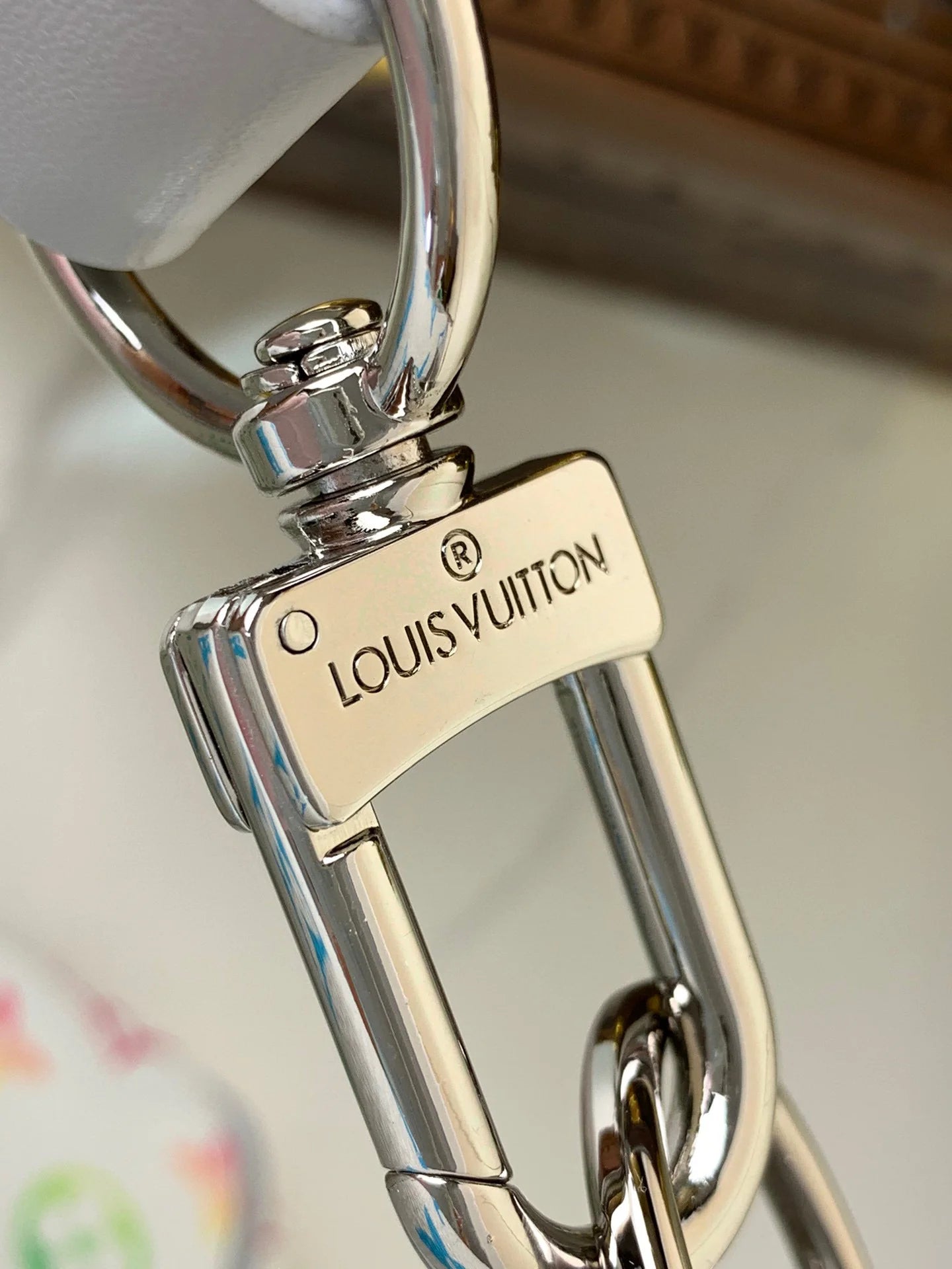 LV BAG M