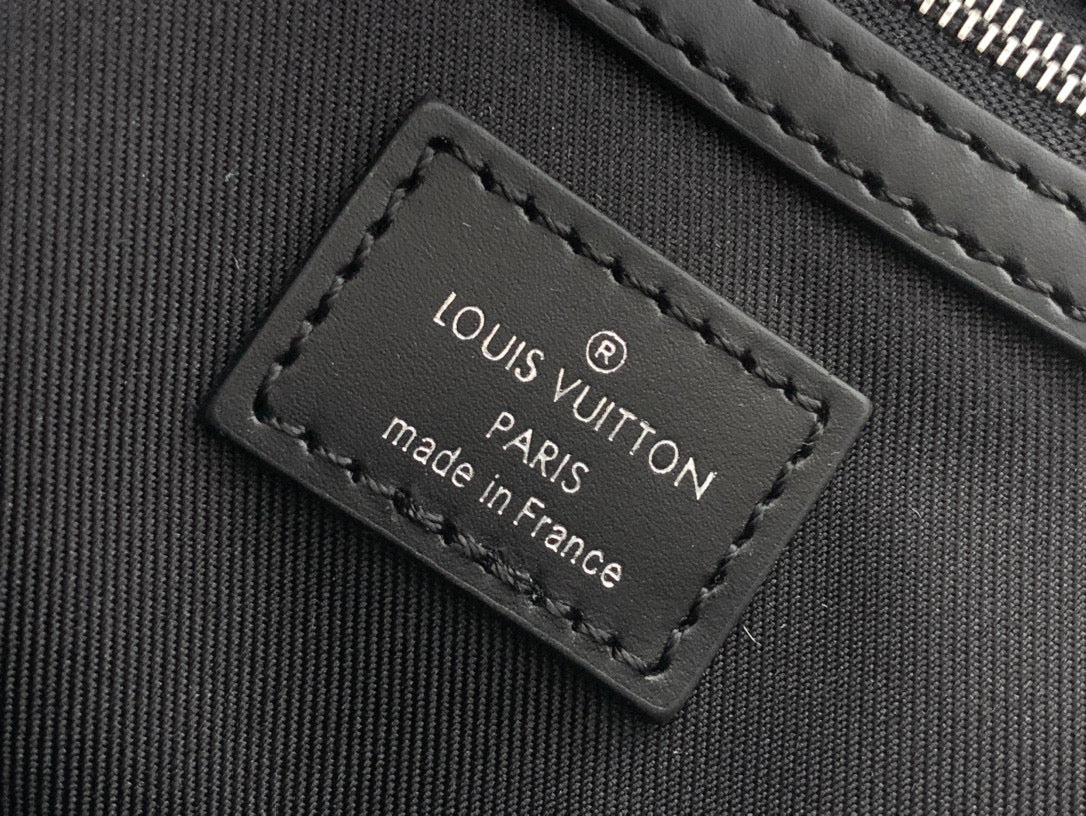 LV BAG M