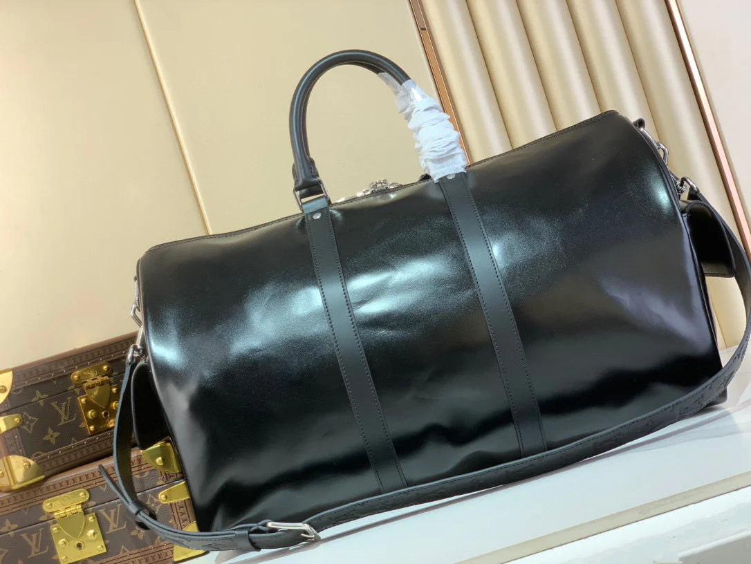 LV BAG M