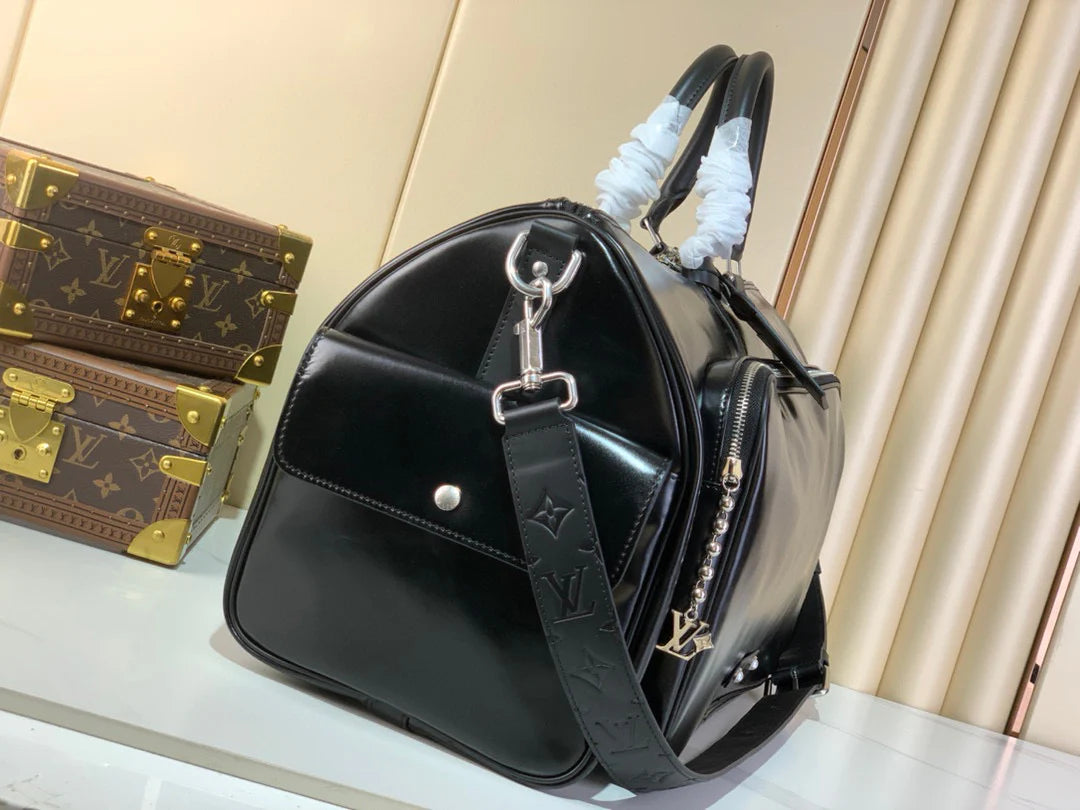 LV BAG M