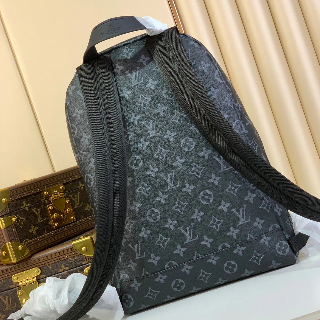 LV BAG M