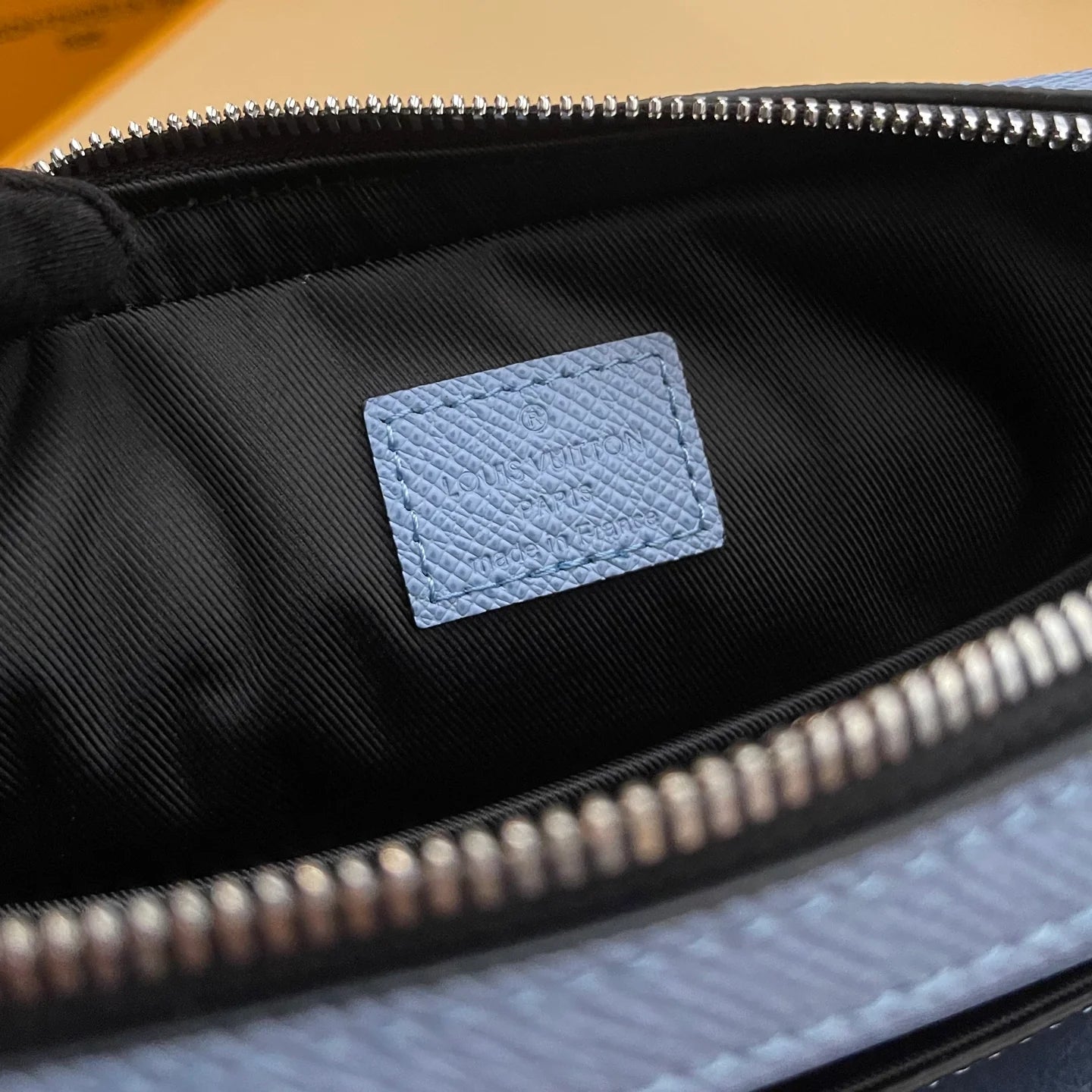 LV BAG M