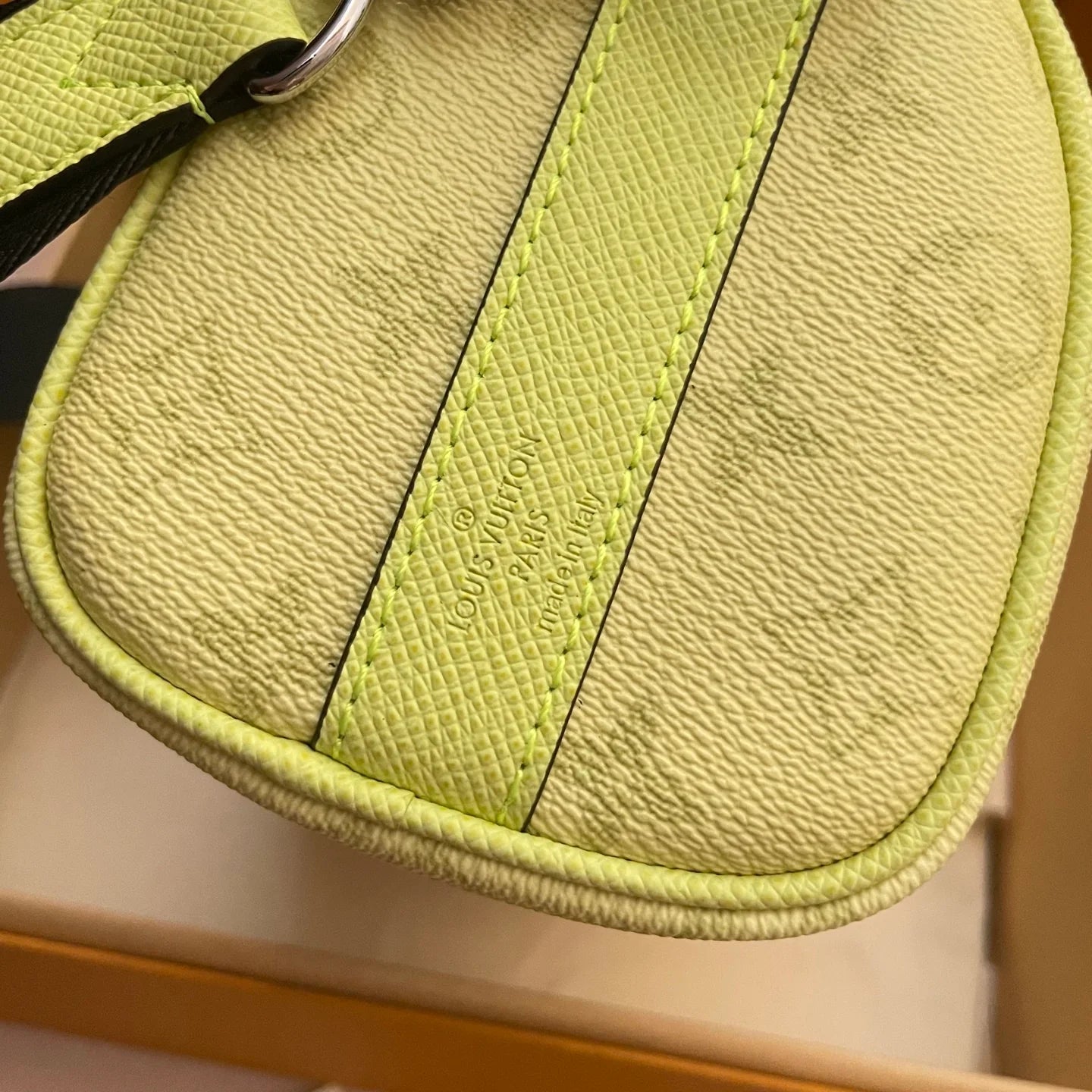 LV BAG M14078