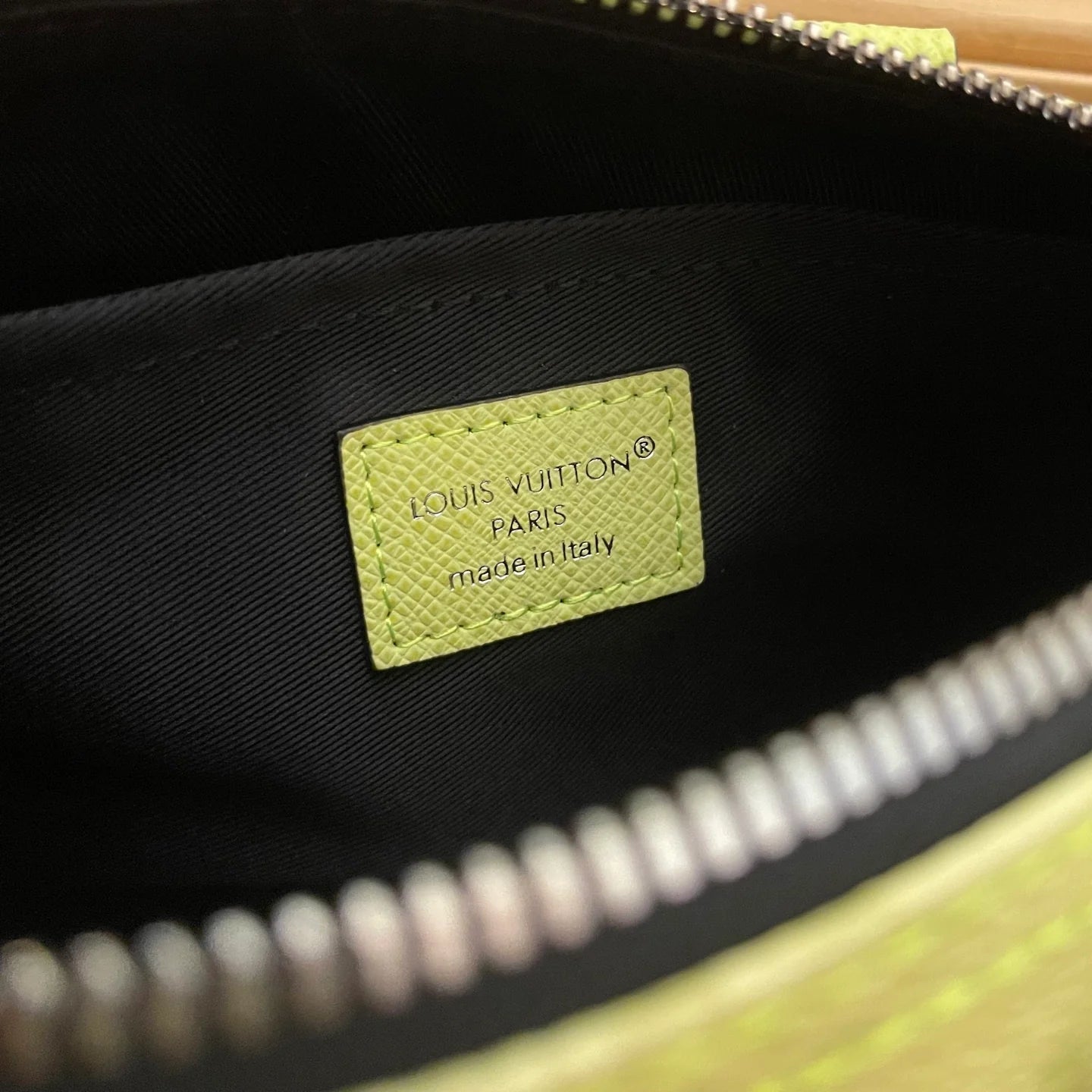 LV BAG M14078