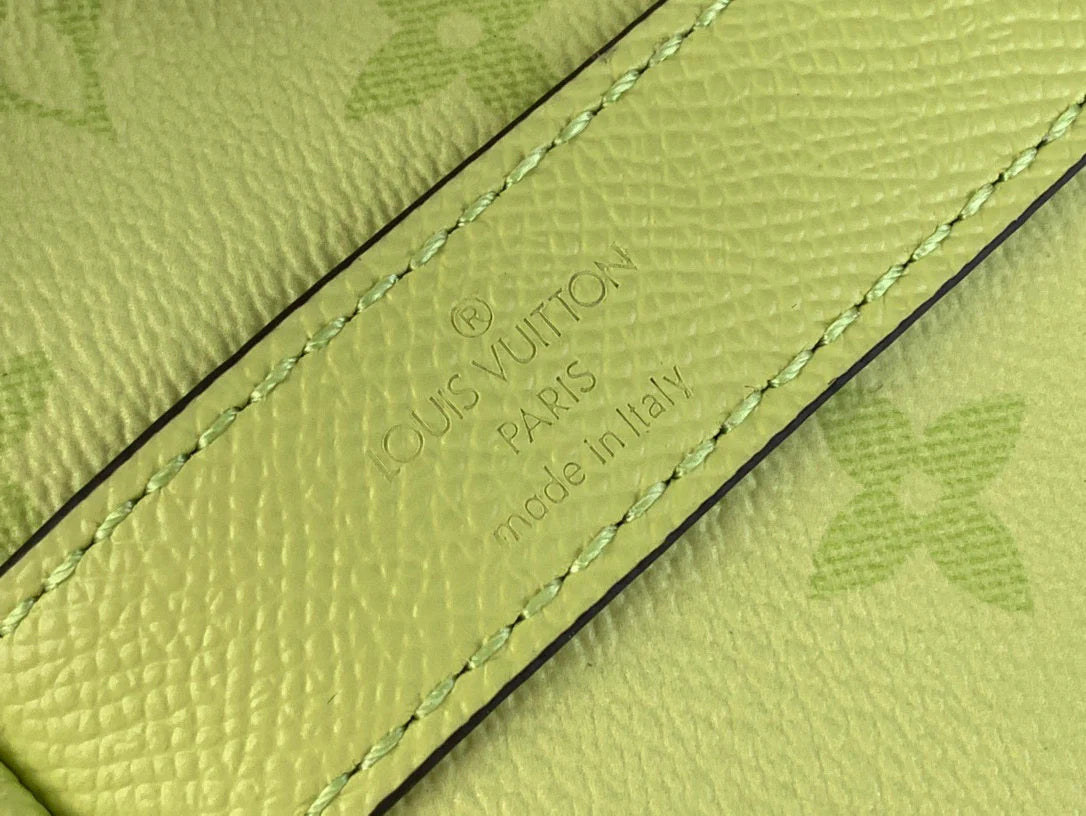 LV BAG M
