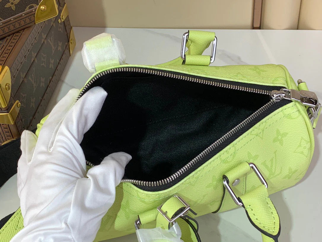 LV BAG M