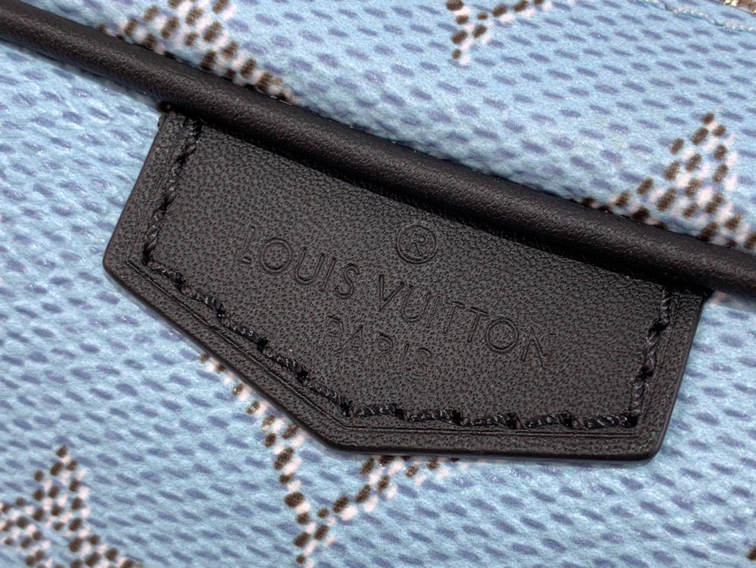 LV BAG M