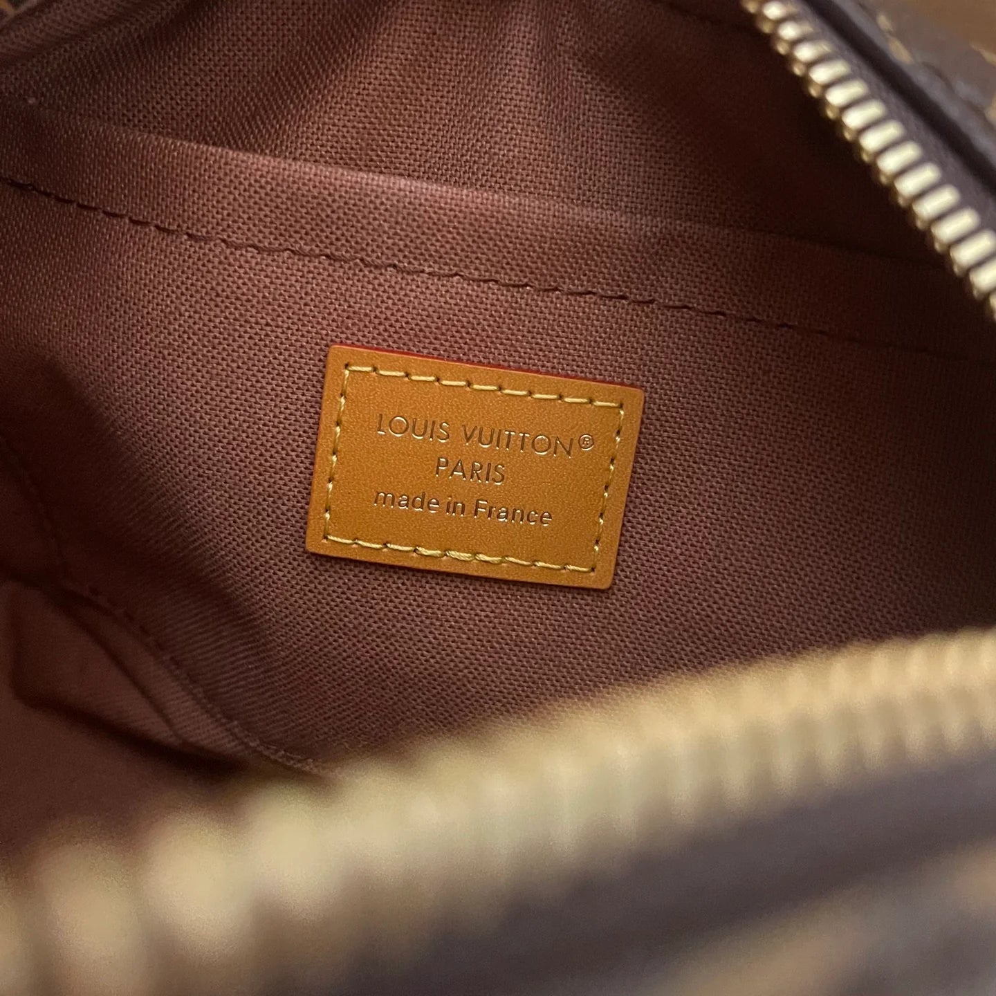 LV BAG M