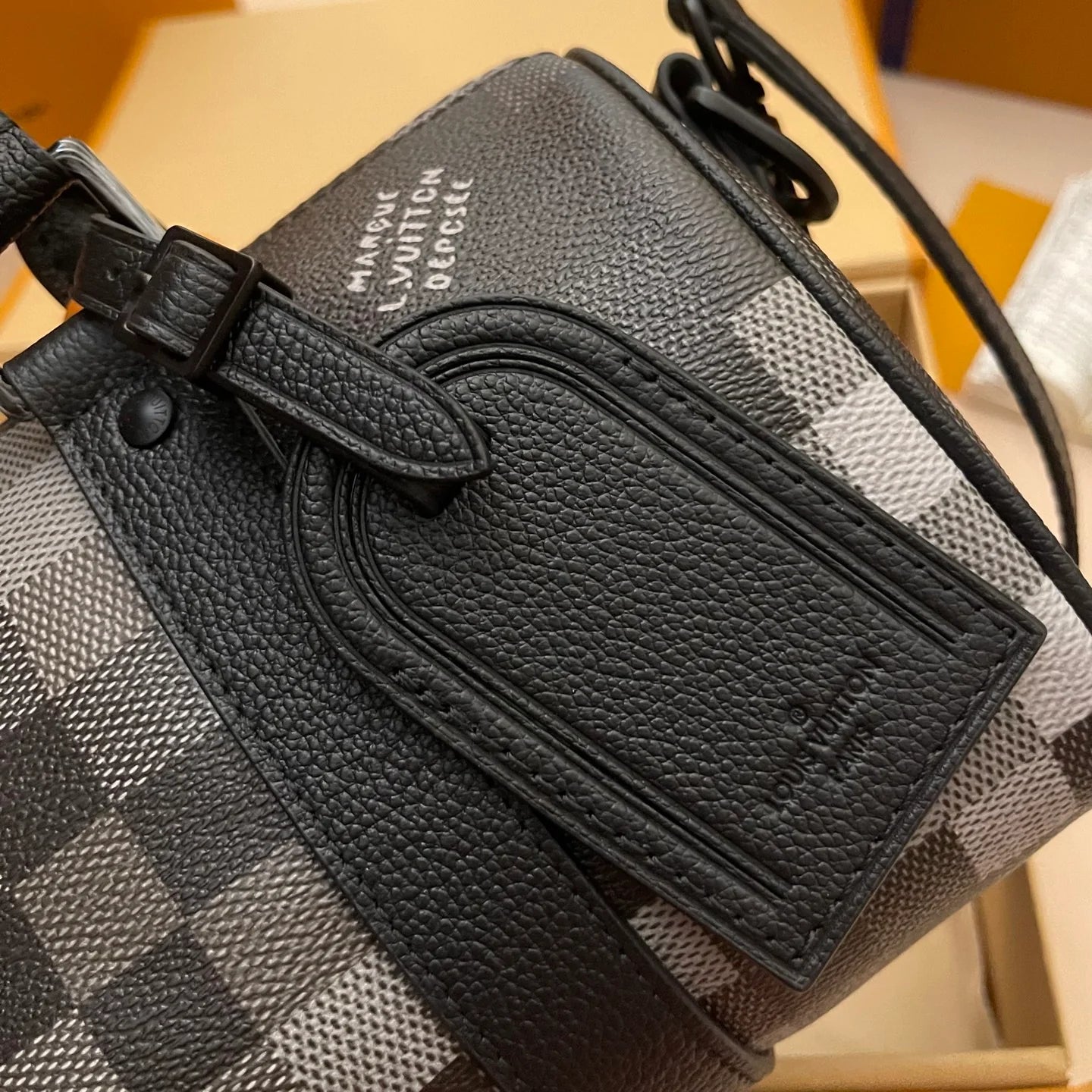LV BAG M