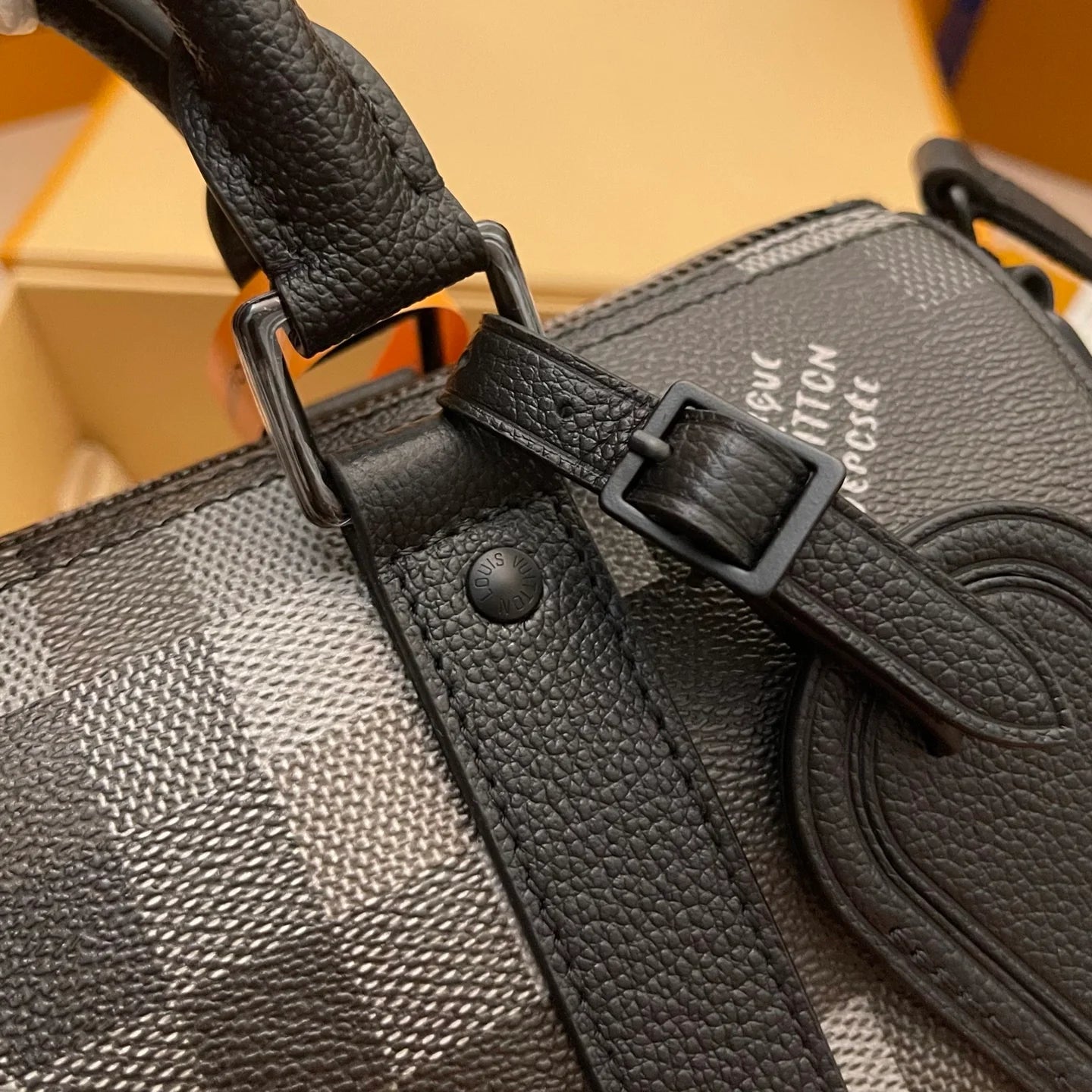 LV BAG M