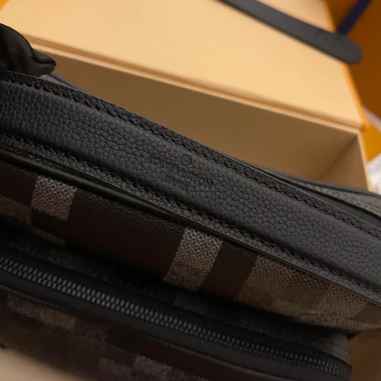 LV BAG M