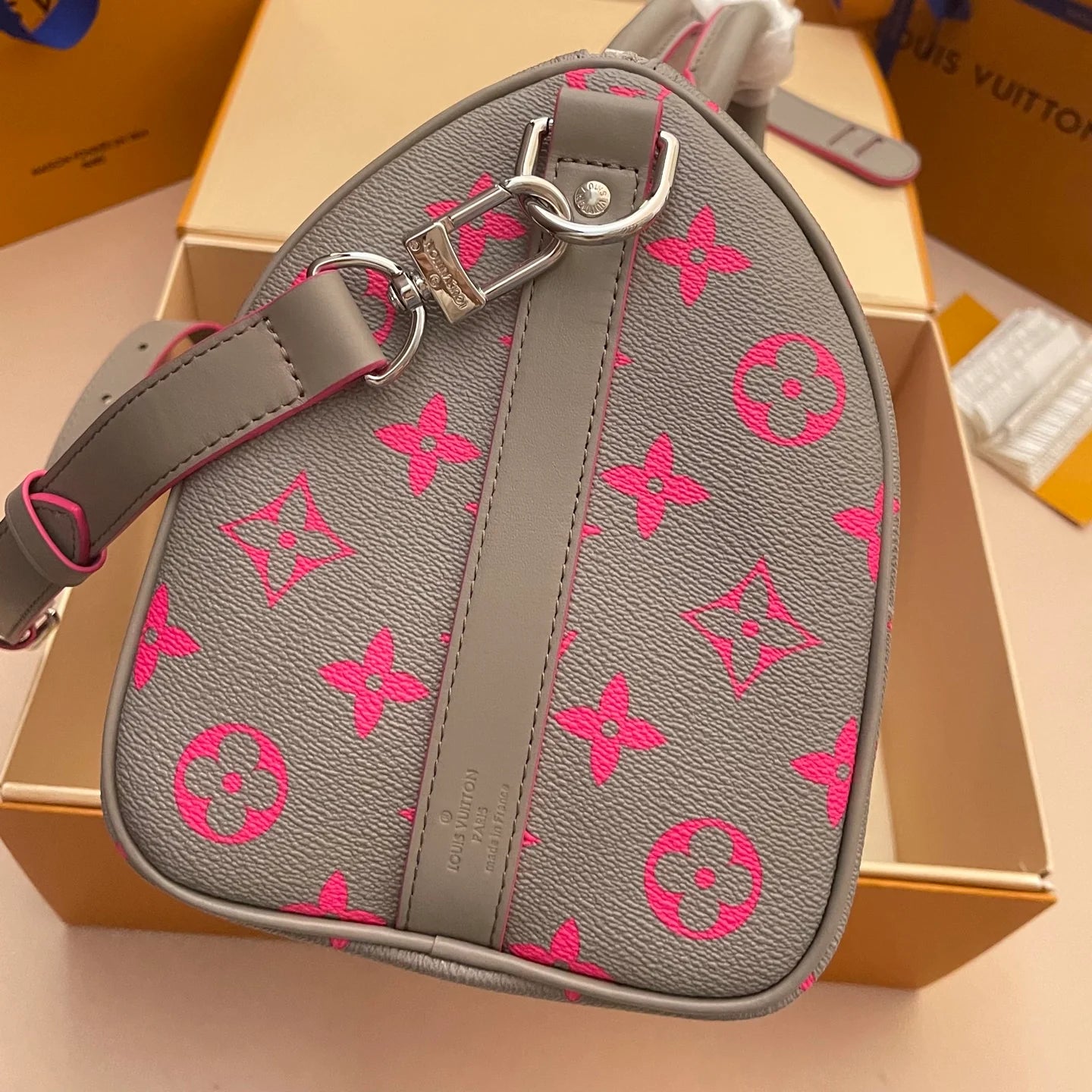 LV BAG M