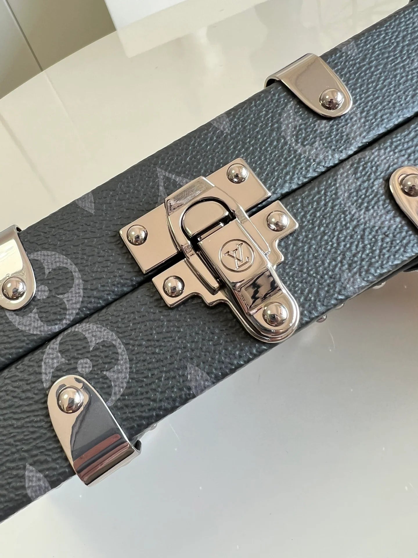 LV BAG M20249
