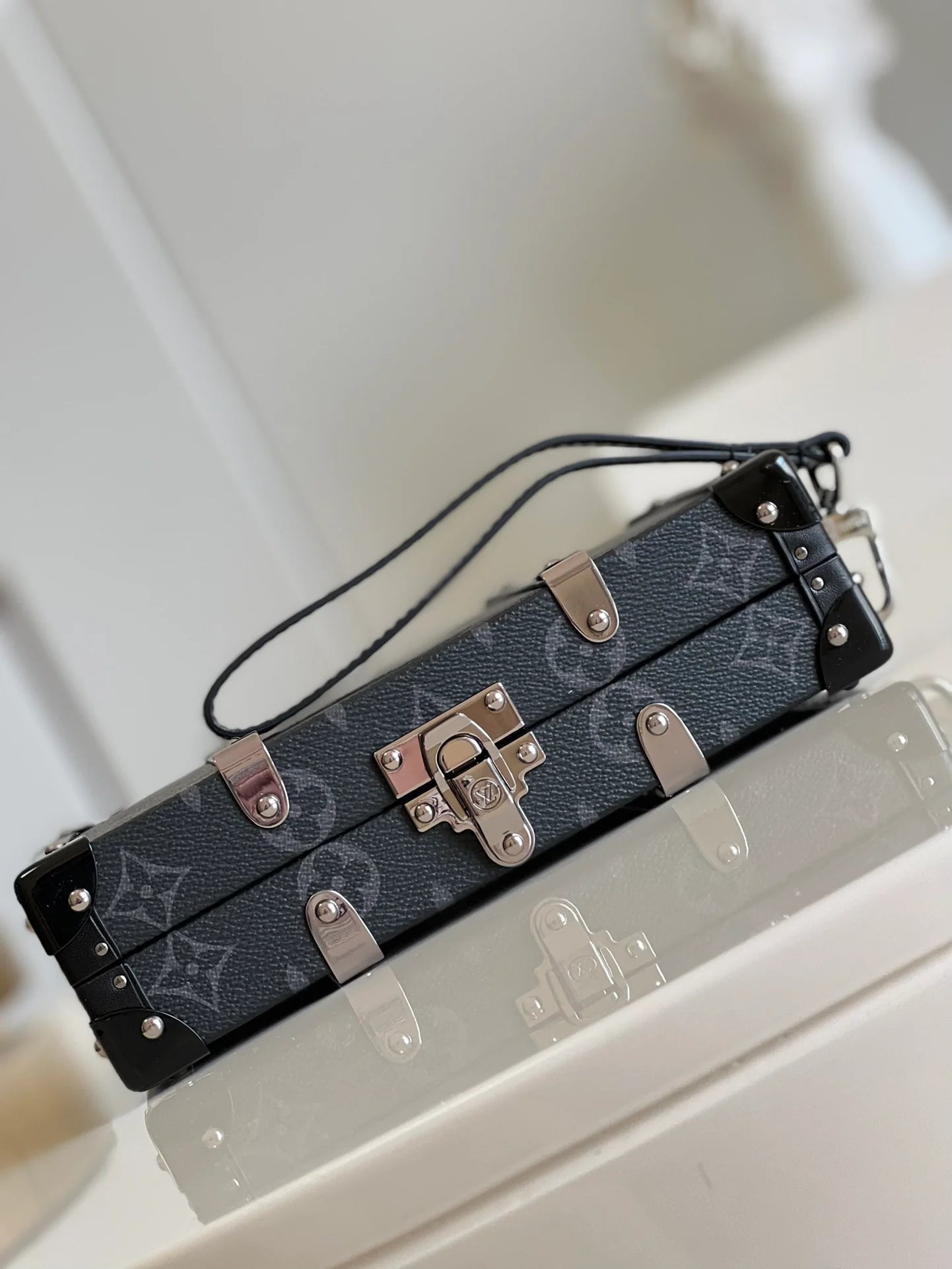 LV BAG M20249