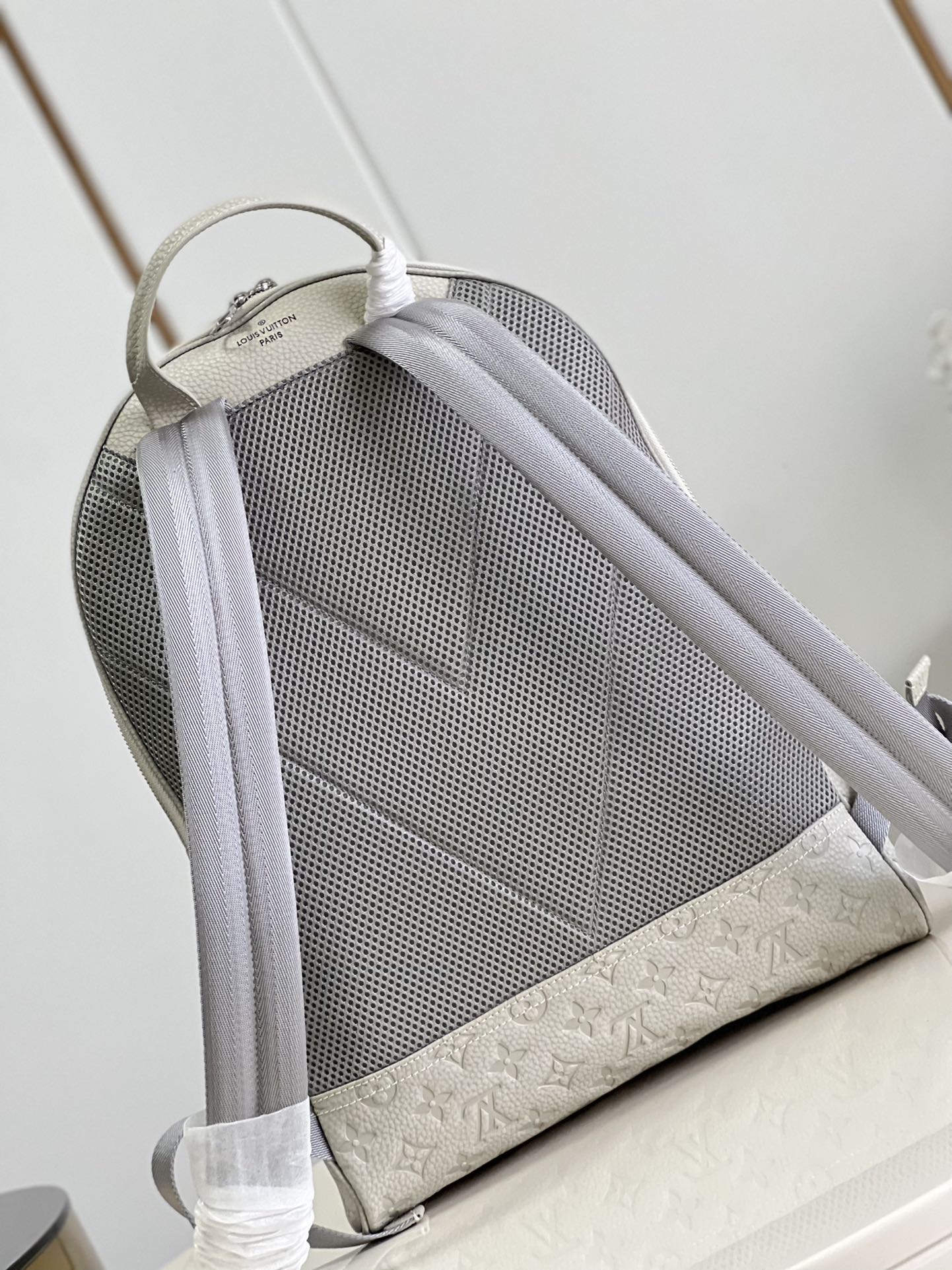 LV BAG M20877