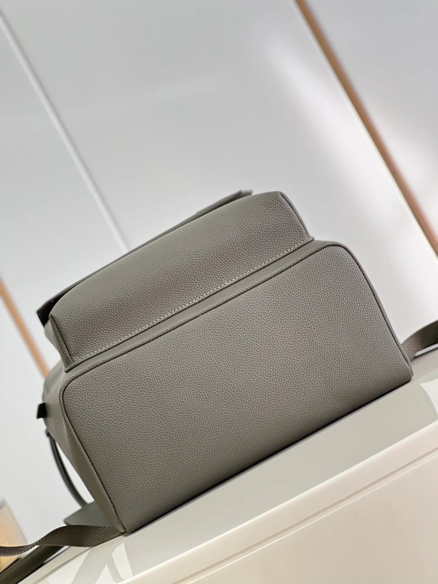 LV BAG M