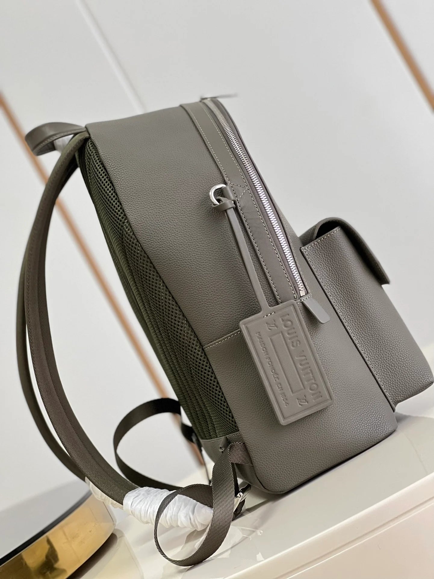 LV BAG M
