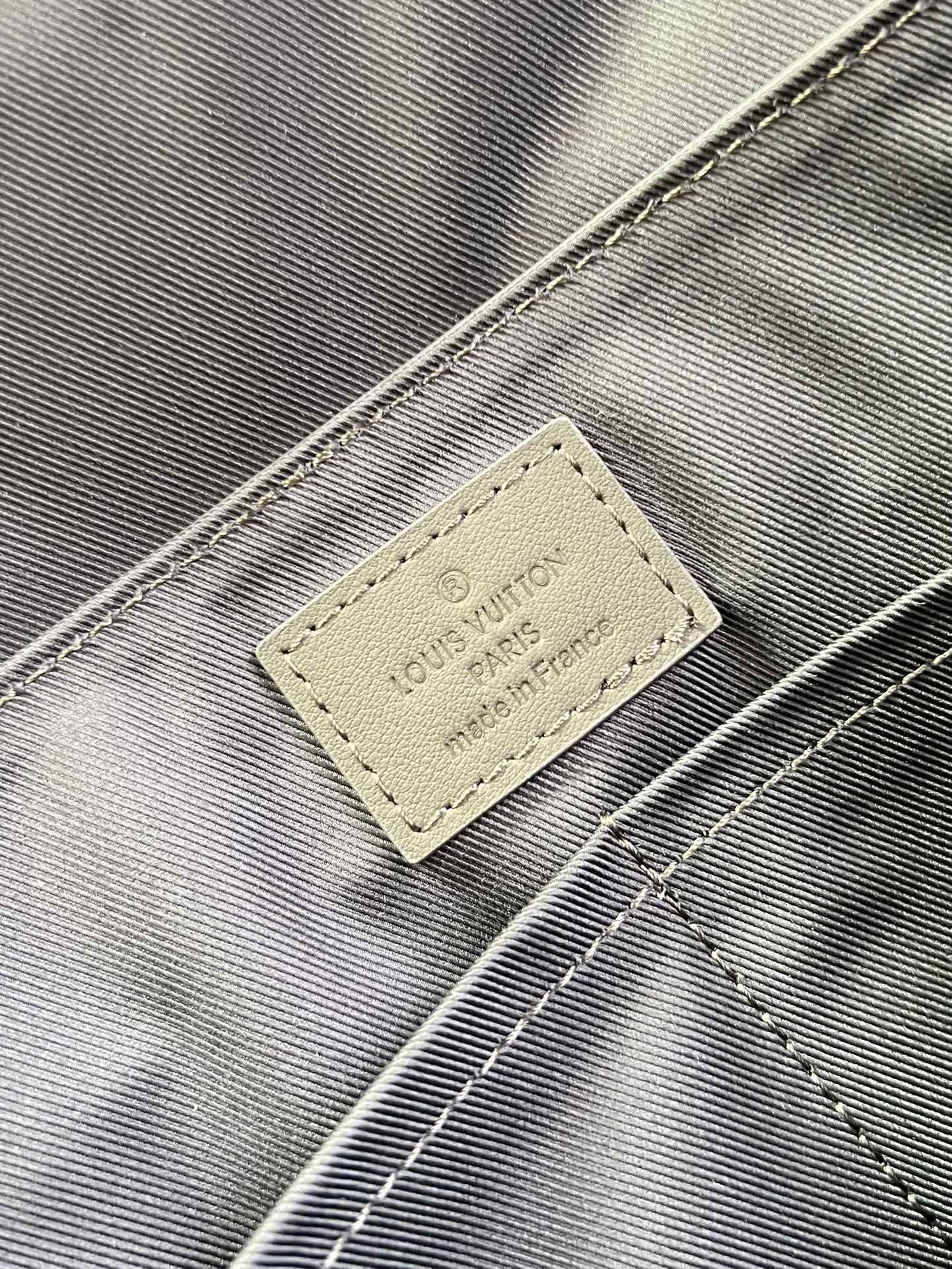 LV BAG M21363