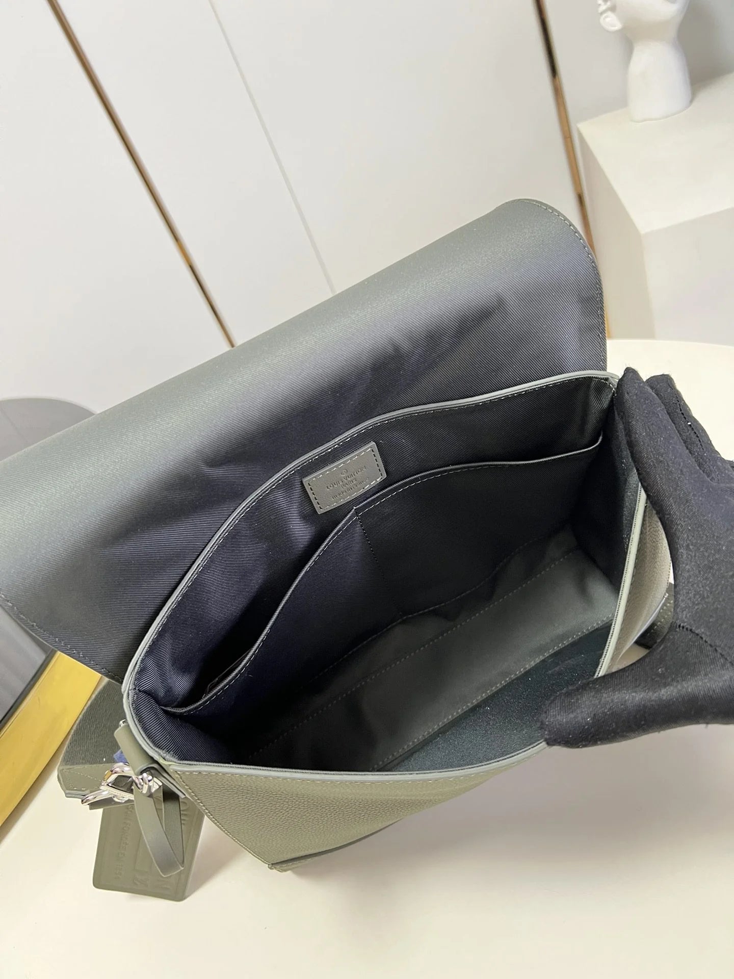 LV BAG M21363