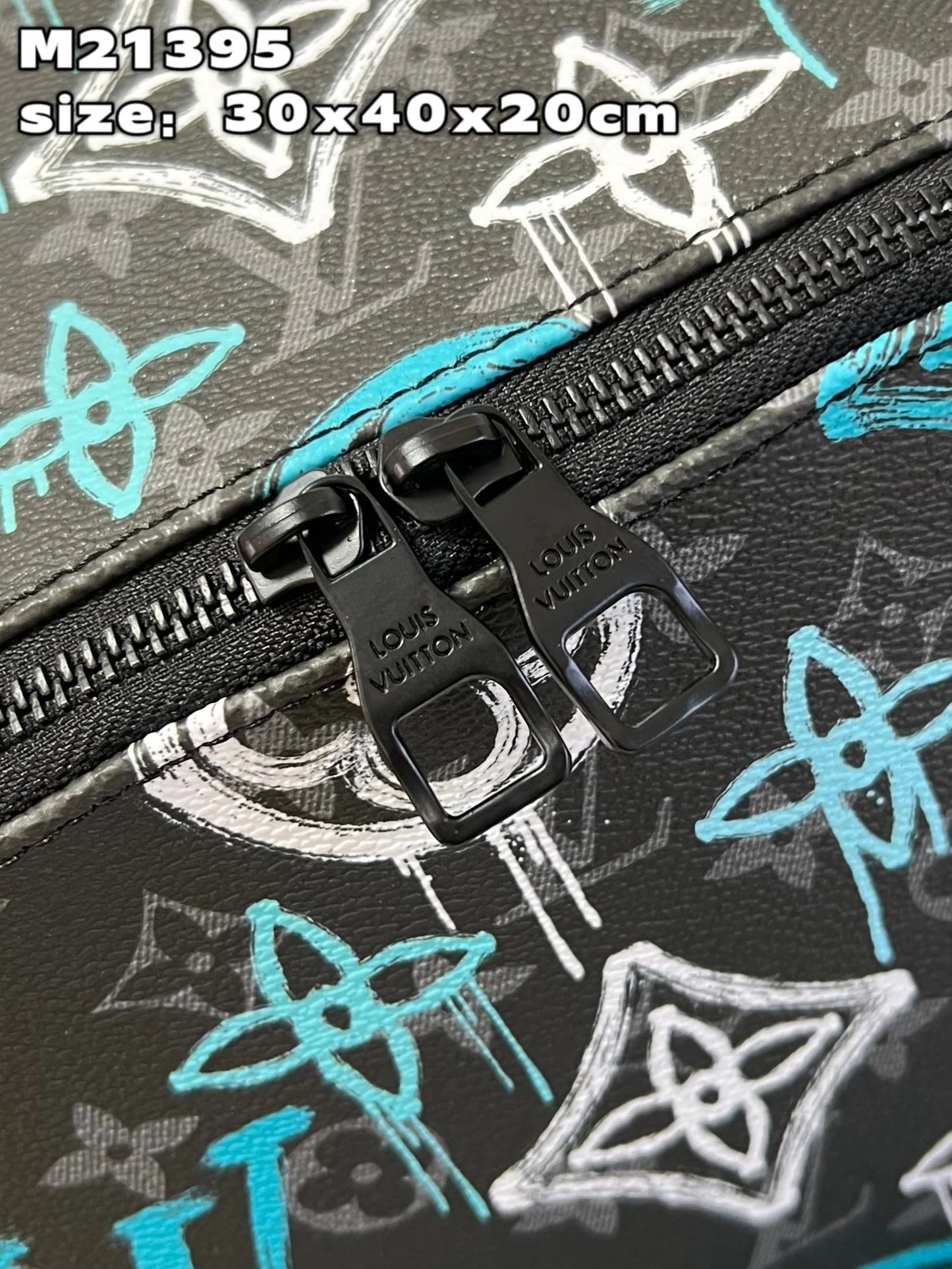 LV BAG M