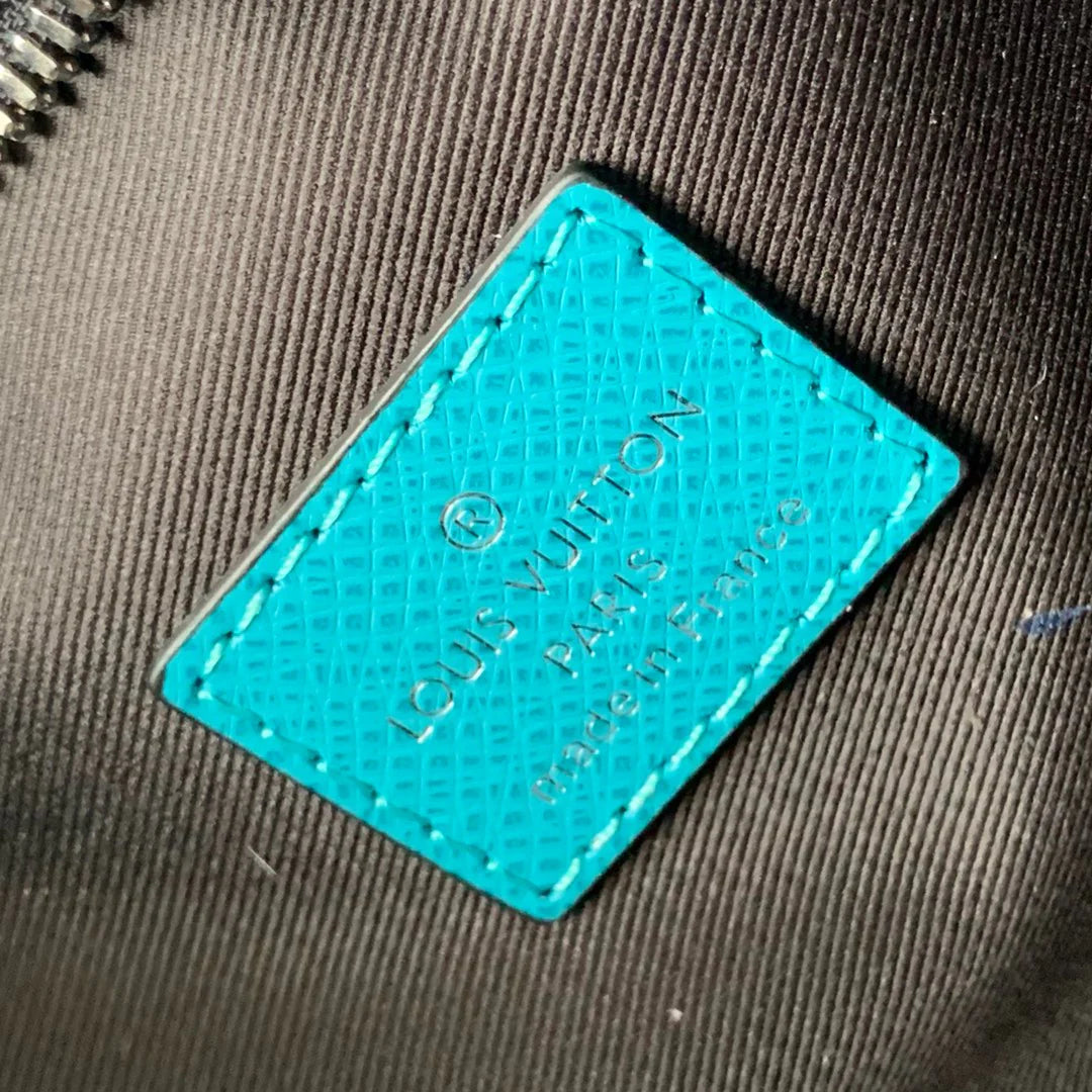 LV BAG M