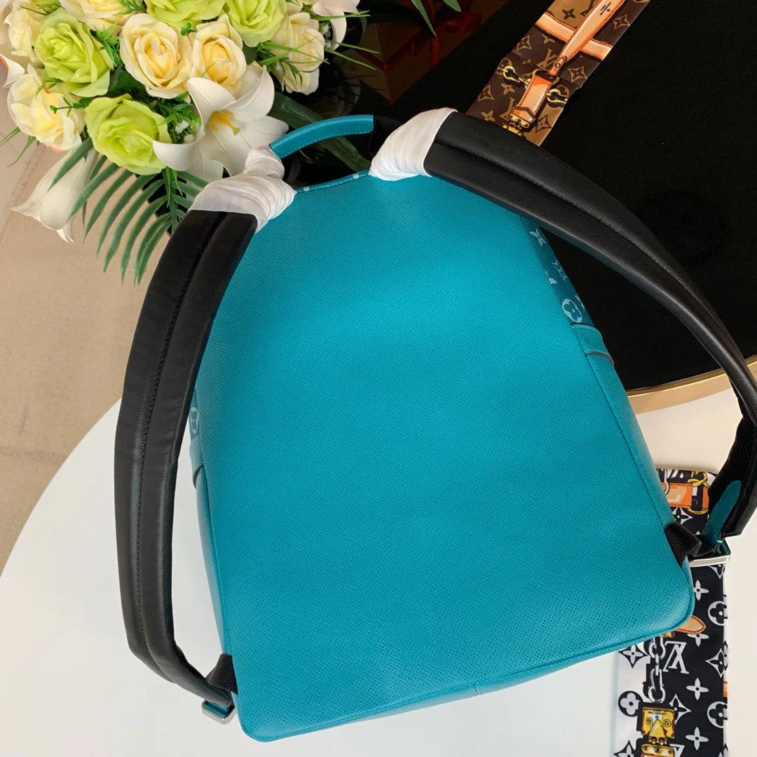 LV BAG M