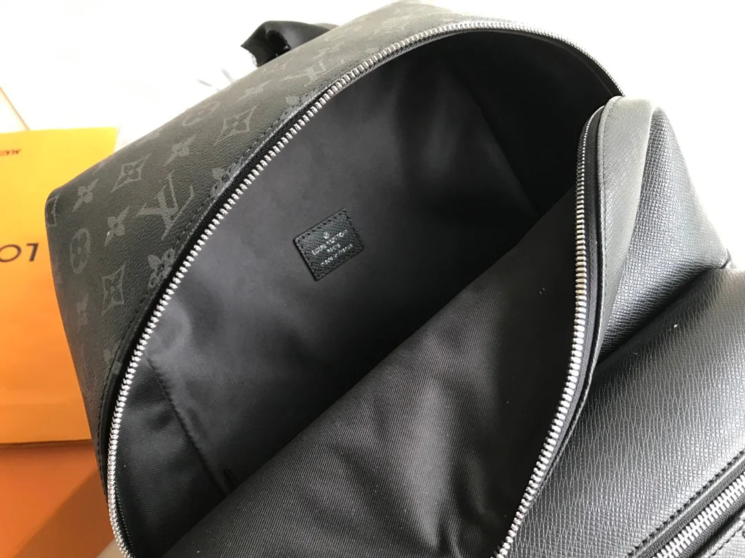 LV BAG M