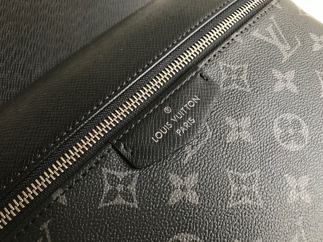 LV BAG M