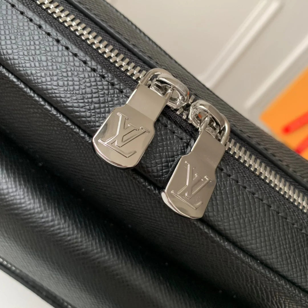LV BAG M