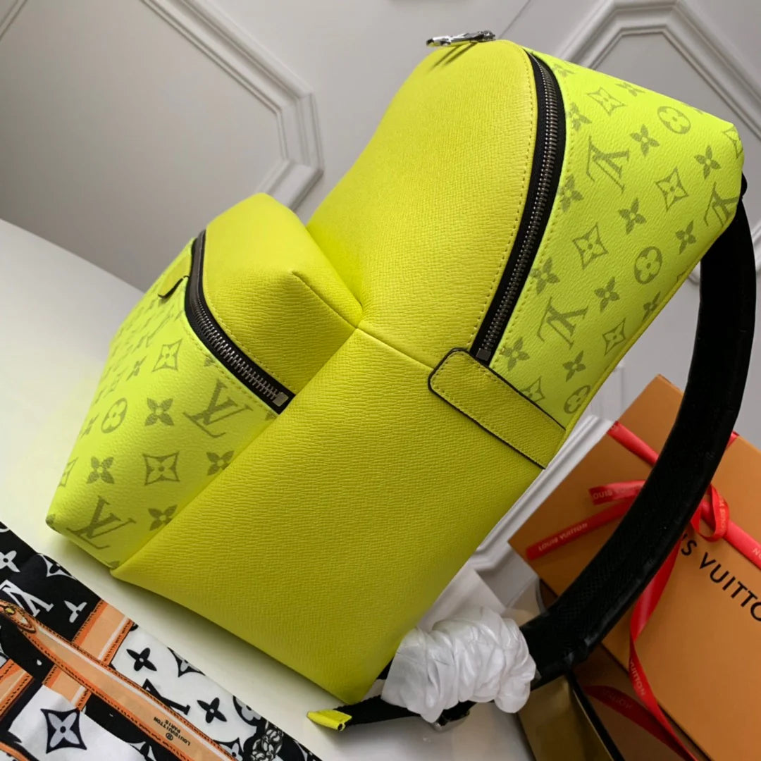 LV BAG M