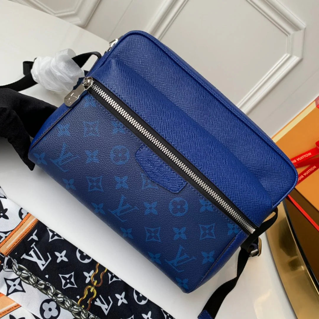 LV BAG M