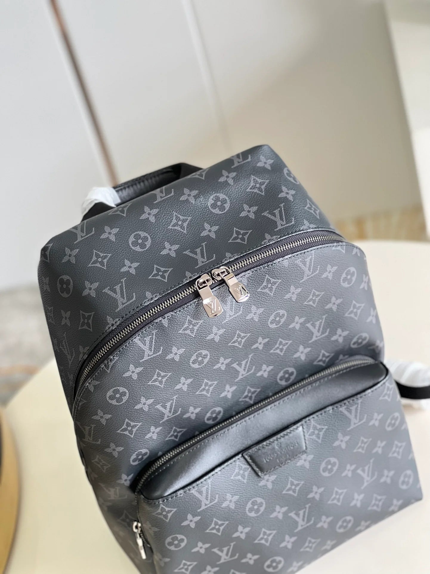 LV BAG M43186
