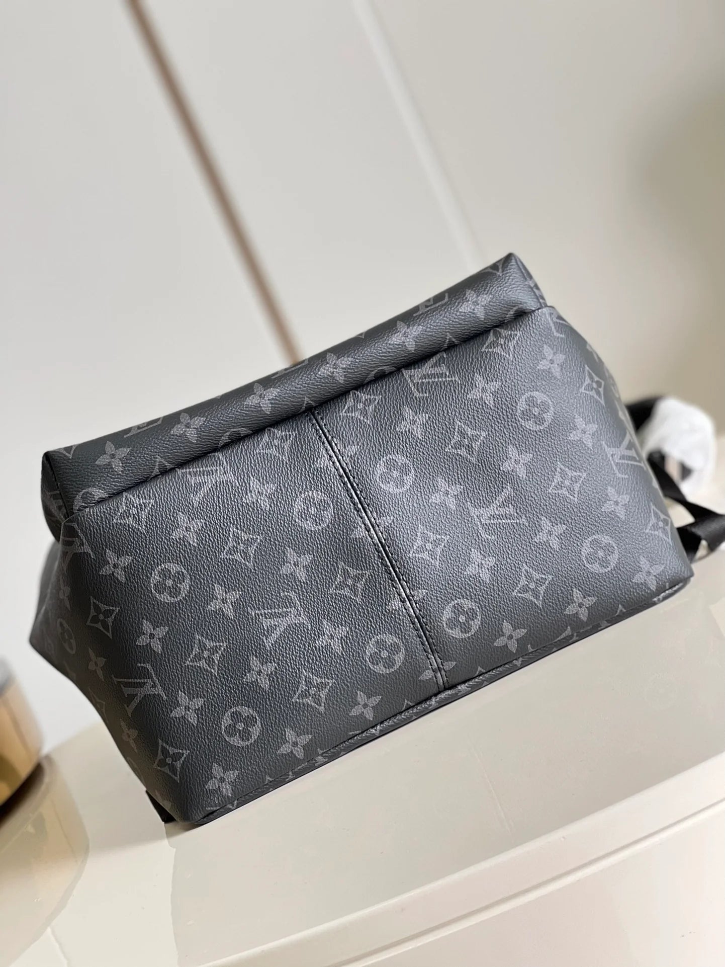 LV BAG M43186