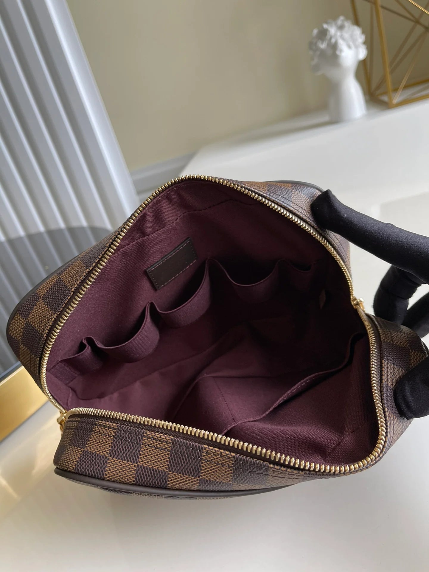 LV BAG M43383