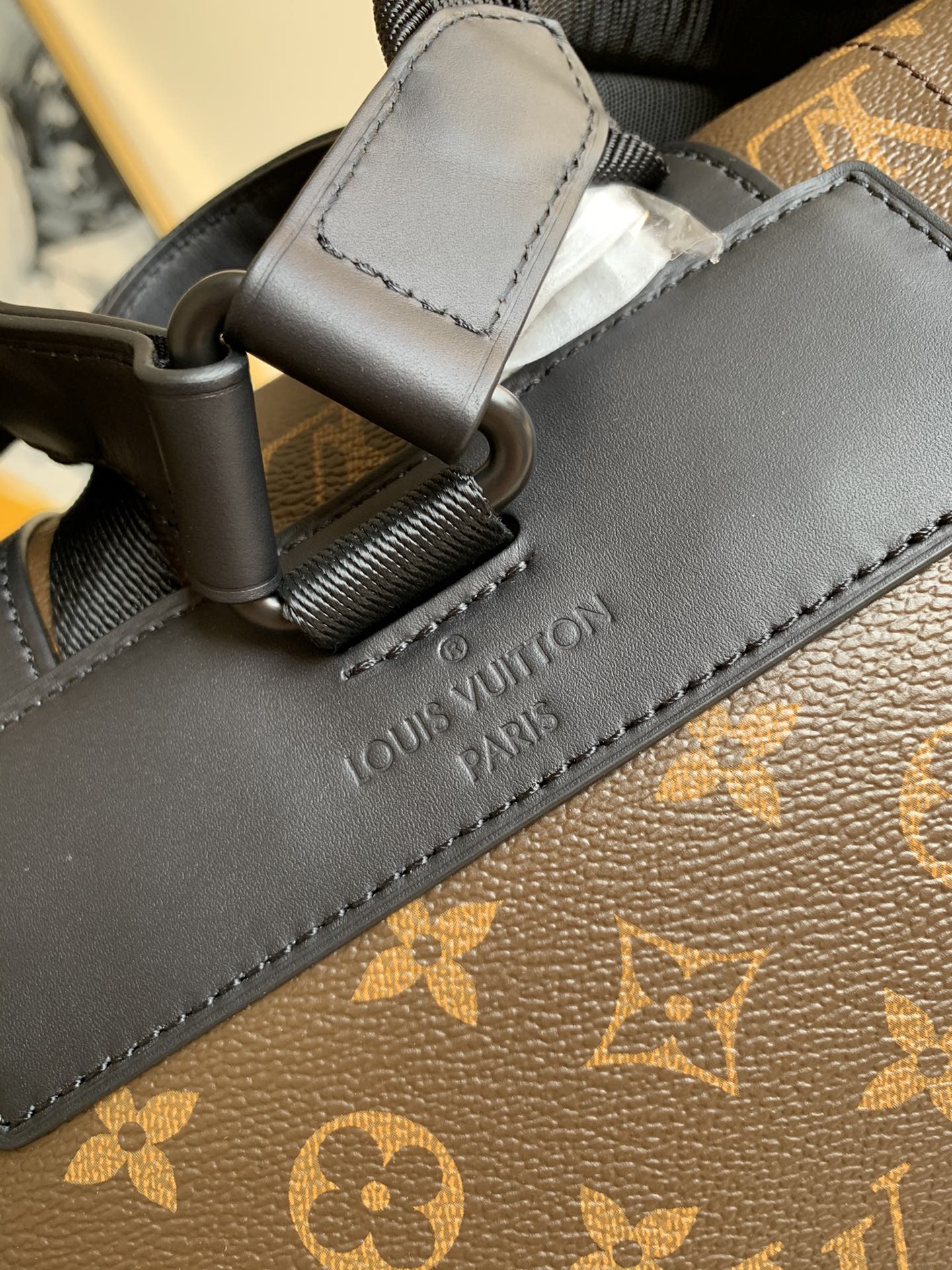 LV BAG M43735