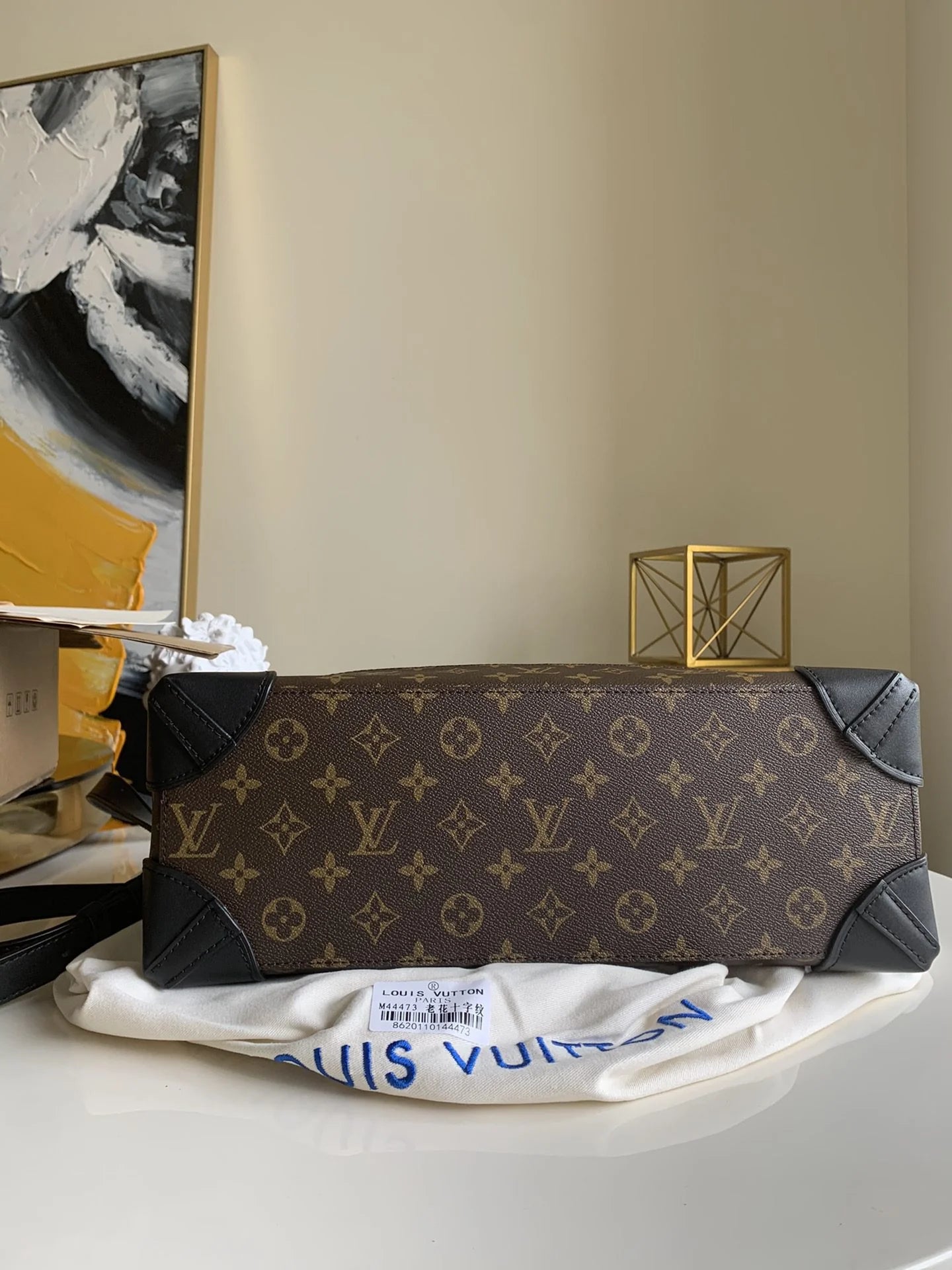 LV BAG M44473