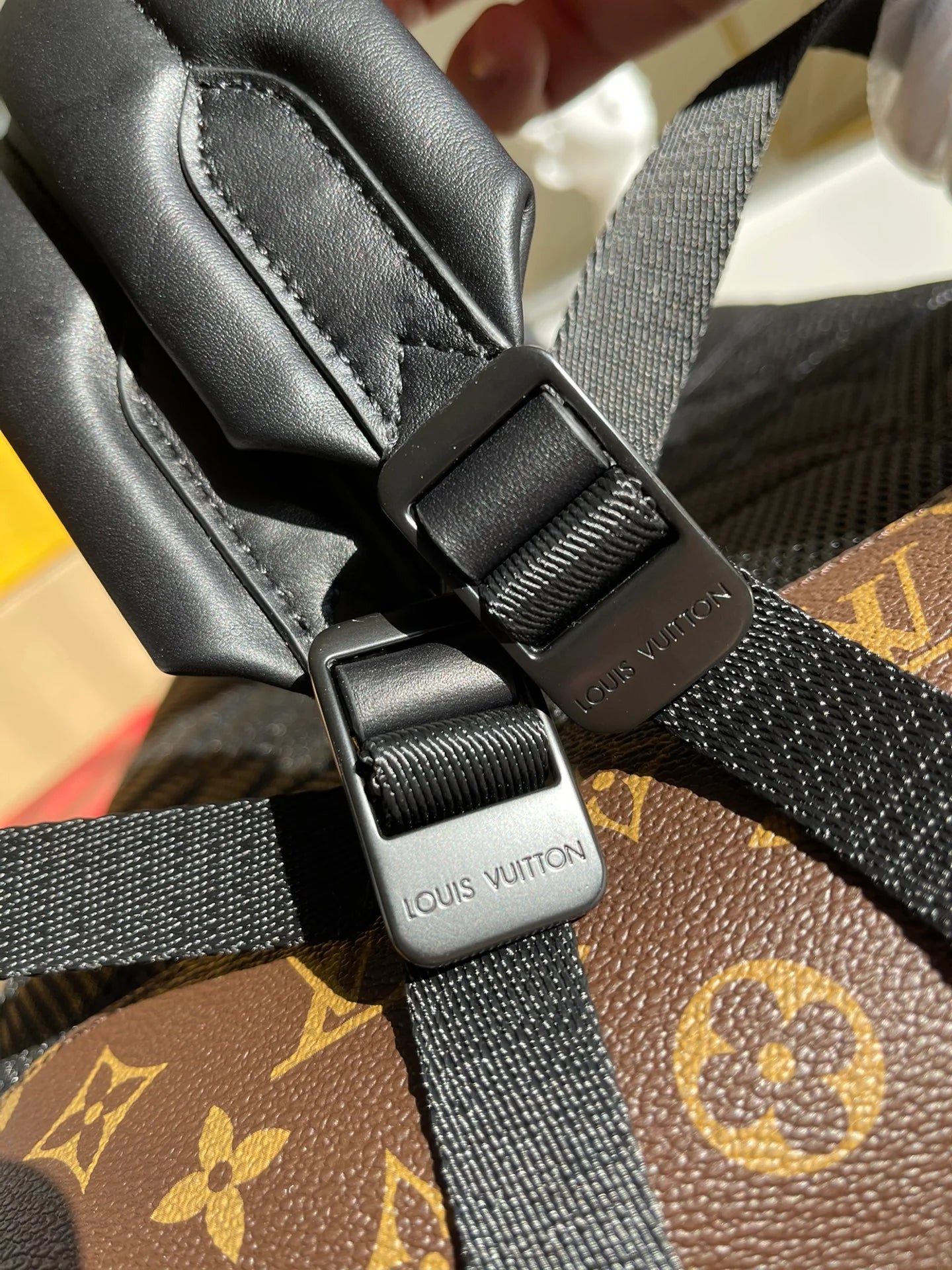 LV BAG M