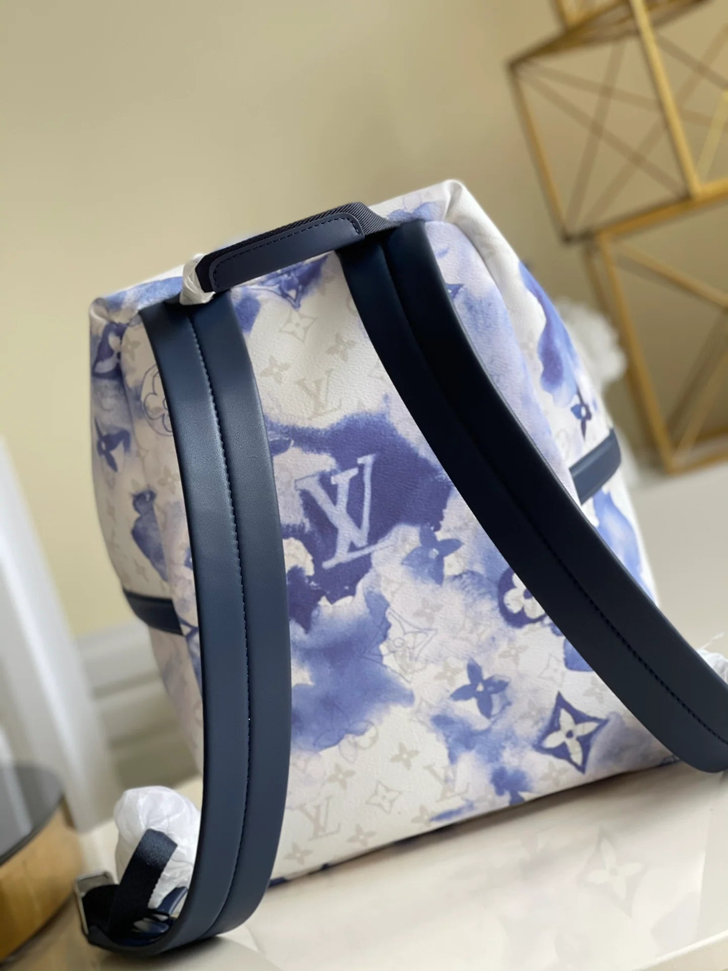 LV BAG M