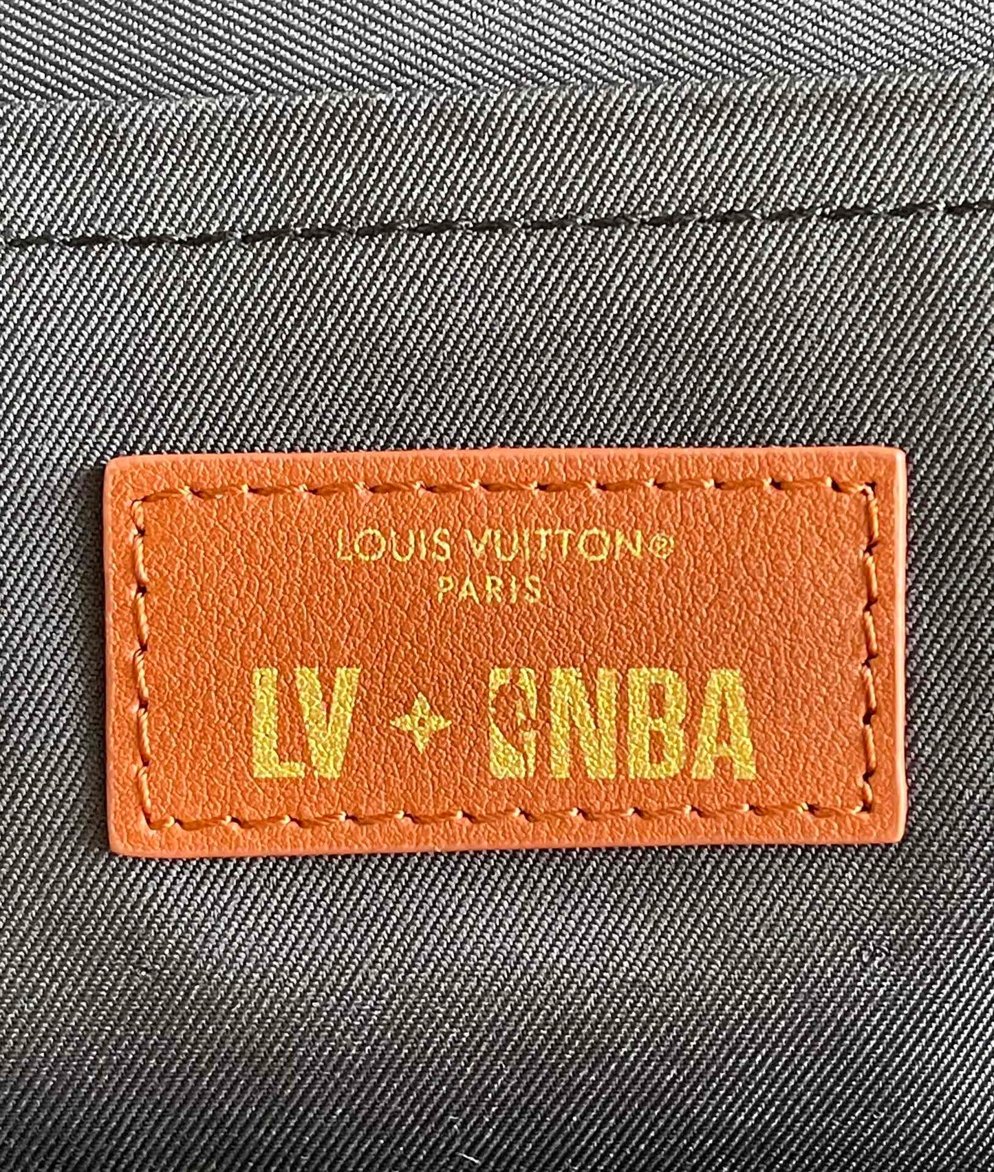 LV BAG M
