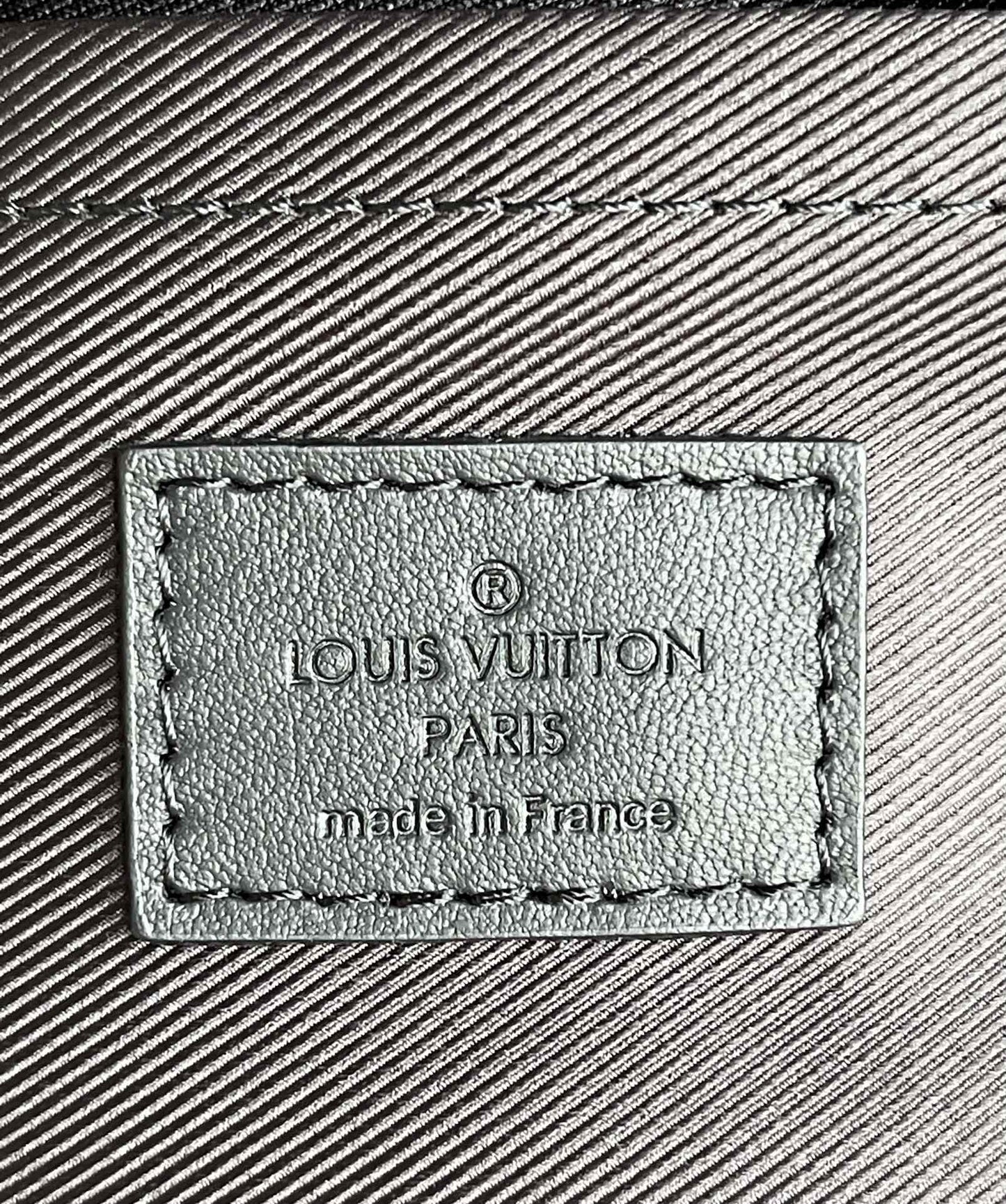 LV BAG M