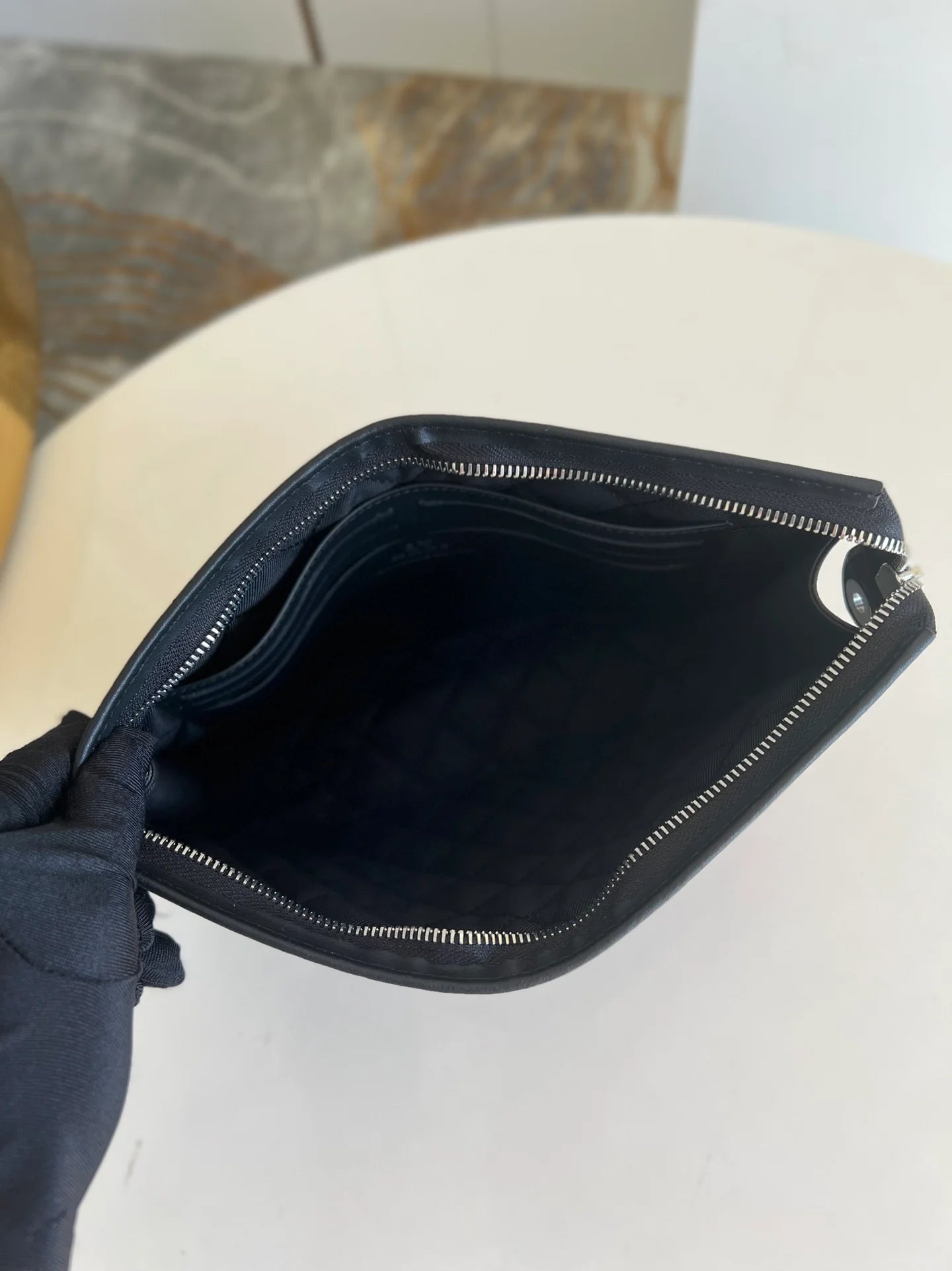LV BAG M