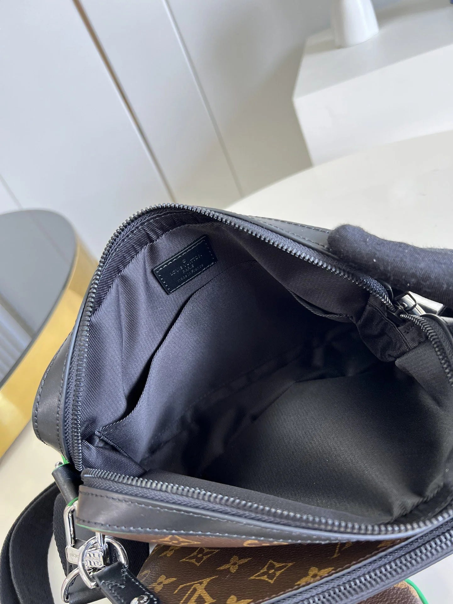 LV BAG M46266