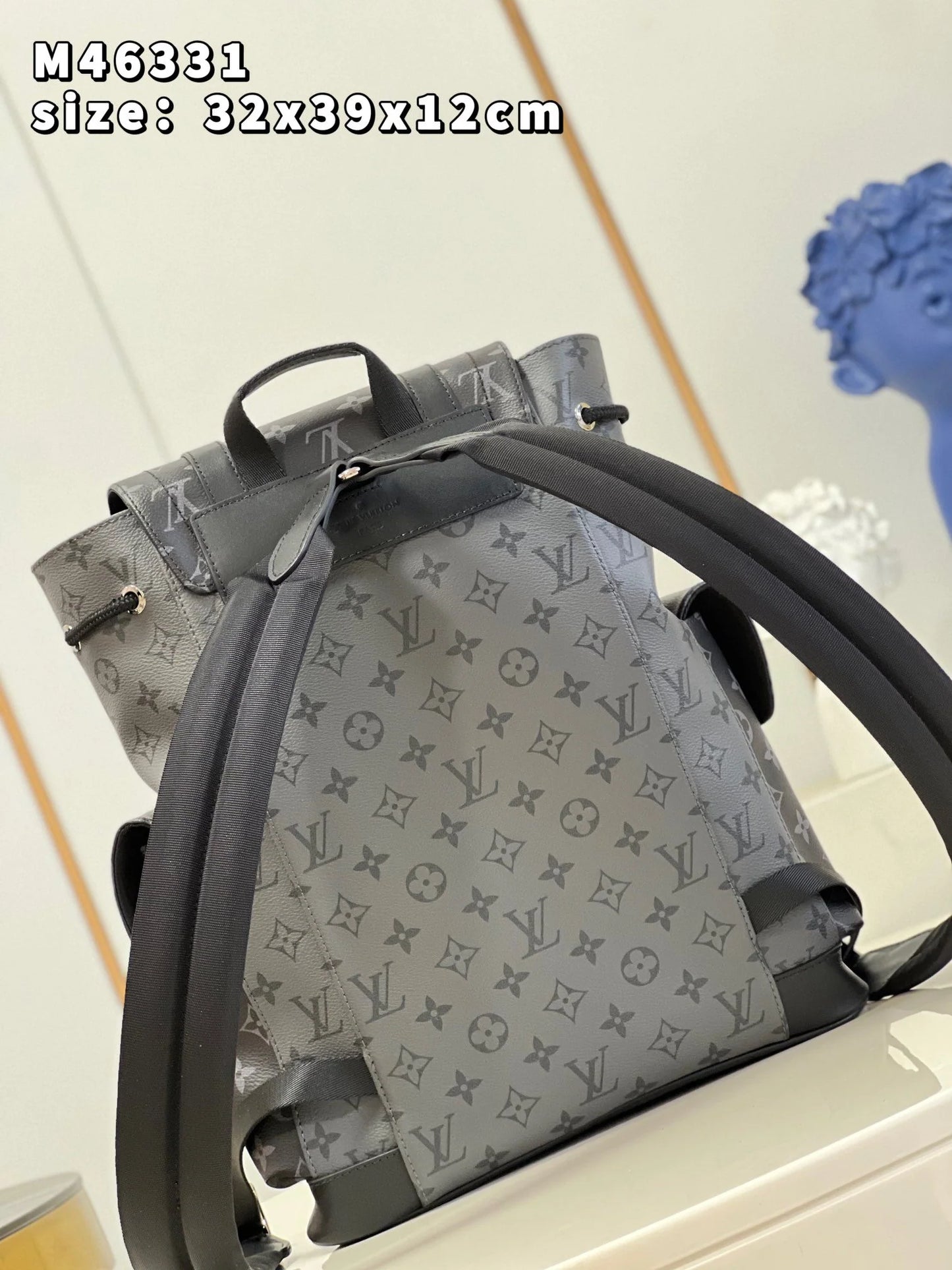LV BAG M